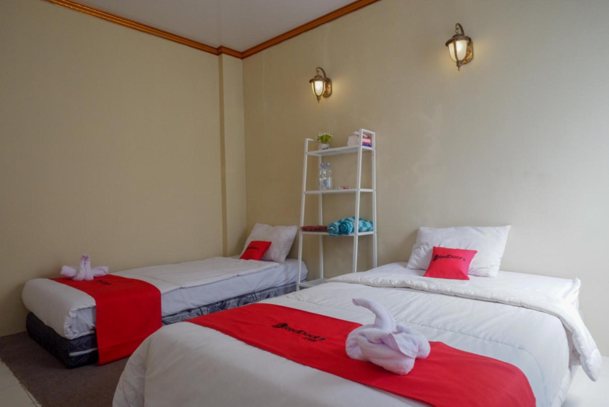 Twin Room - Photo 4