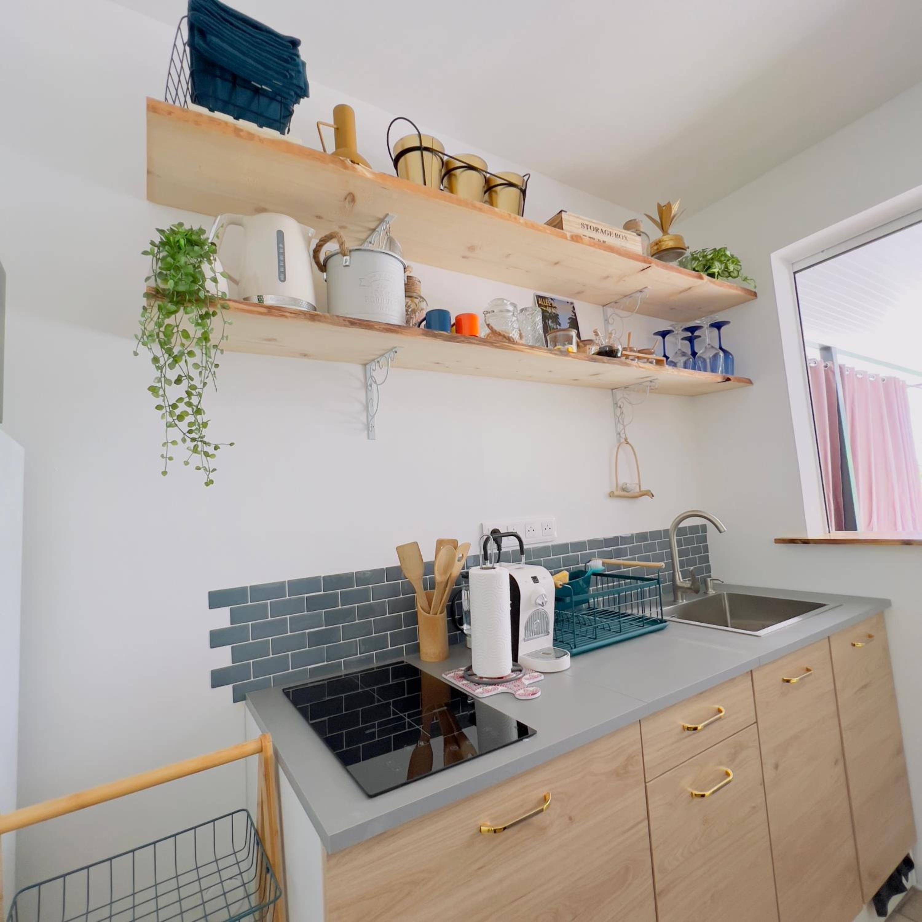 One-Bedroom House - Photo 10