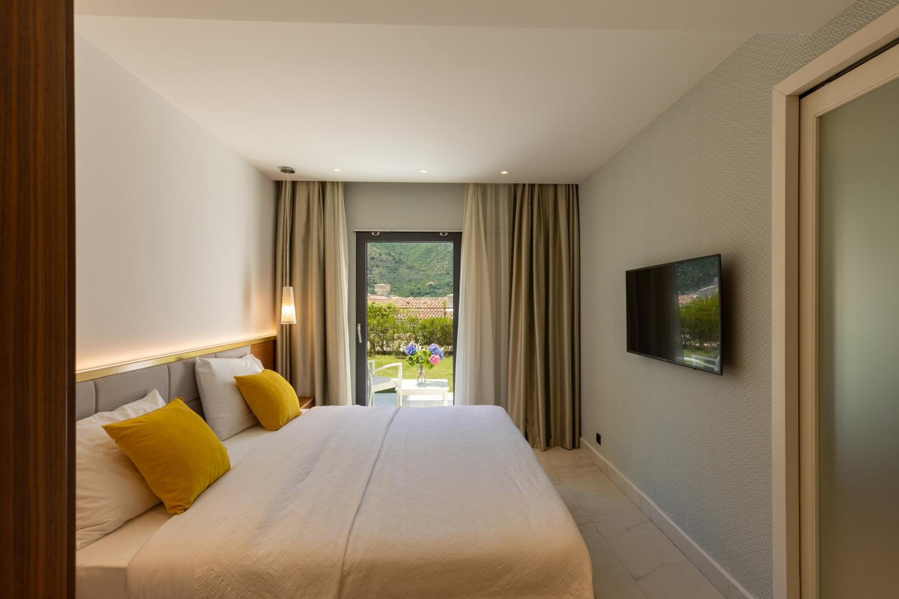 Premium Double Room with Garden View