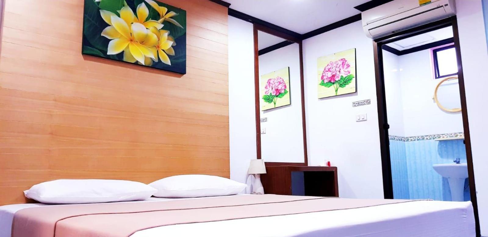 Standard Double Room - Photo 1