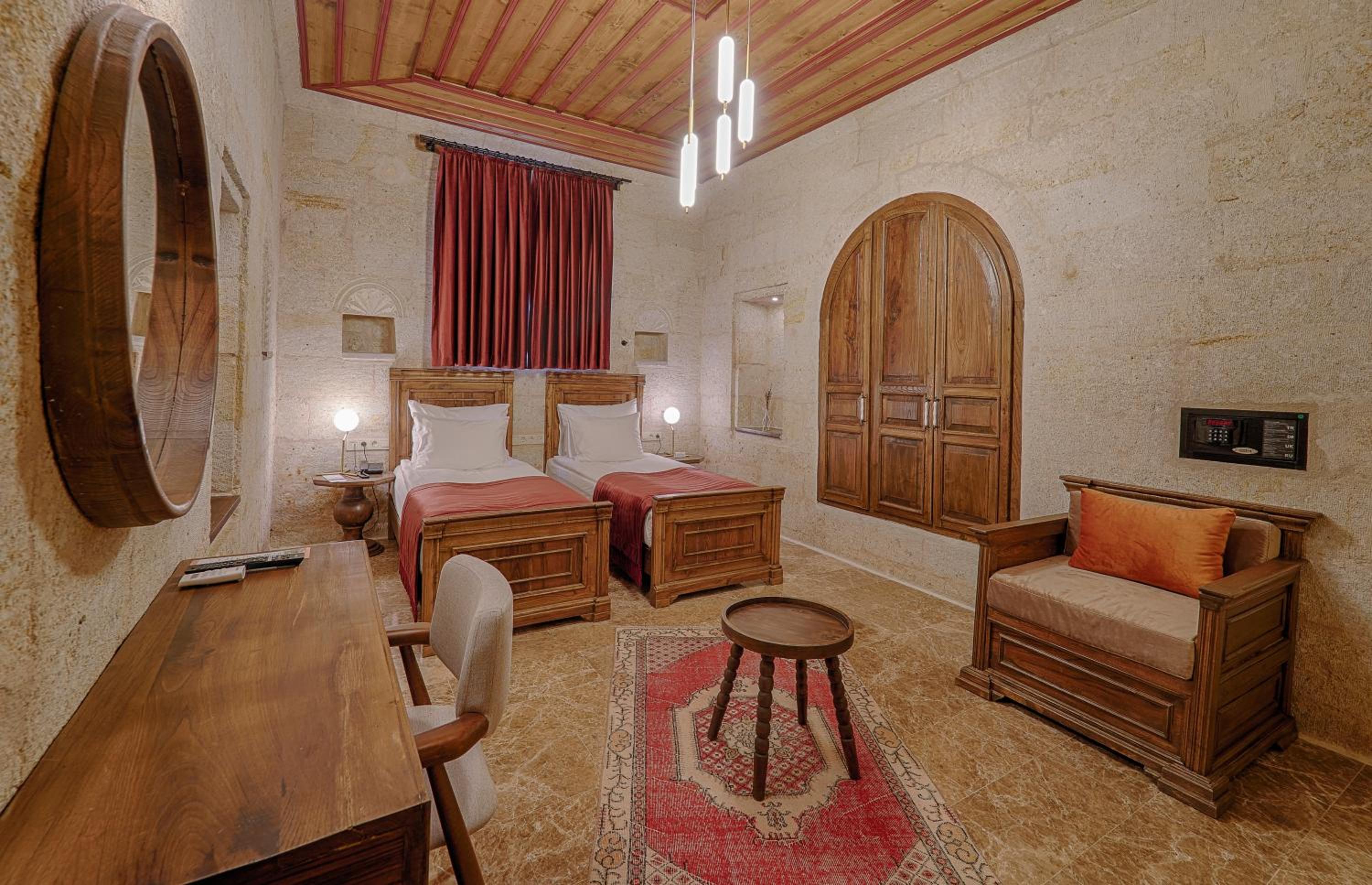 Standard Double Room - Photo 4