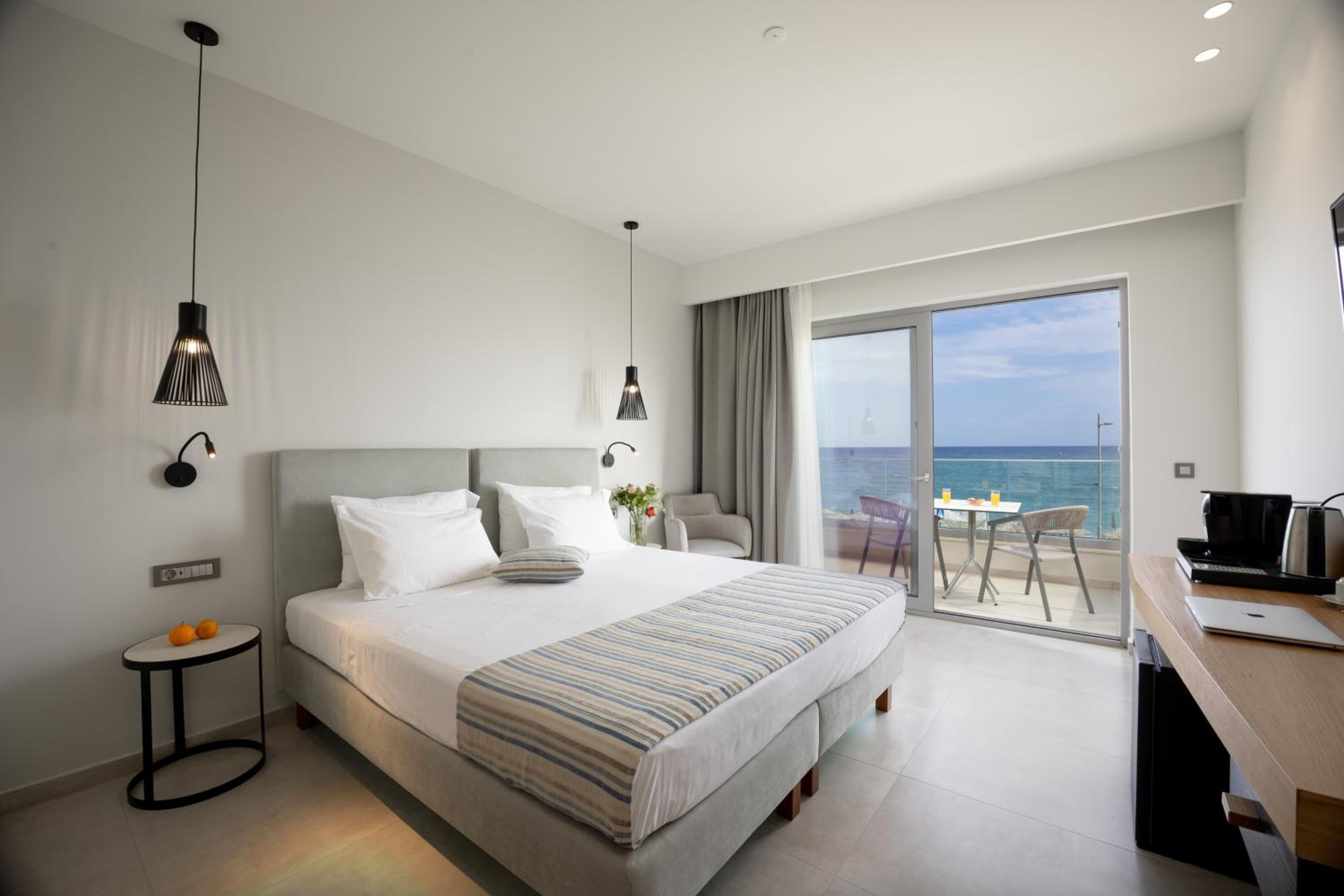 Aura Room Sea View photo 1