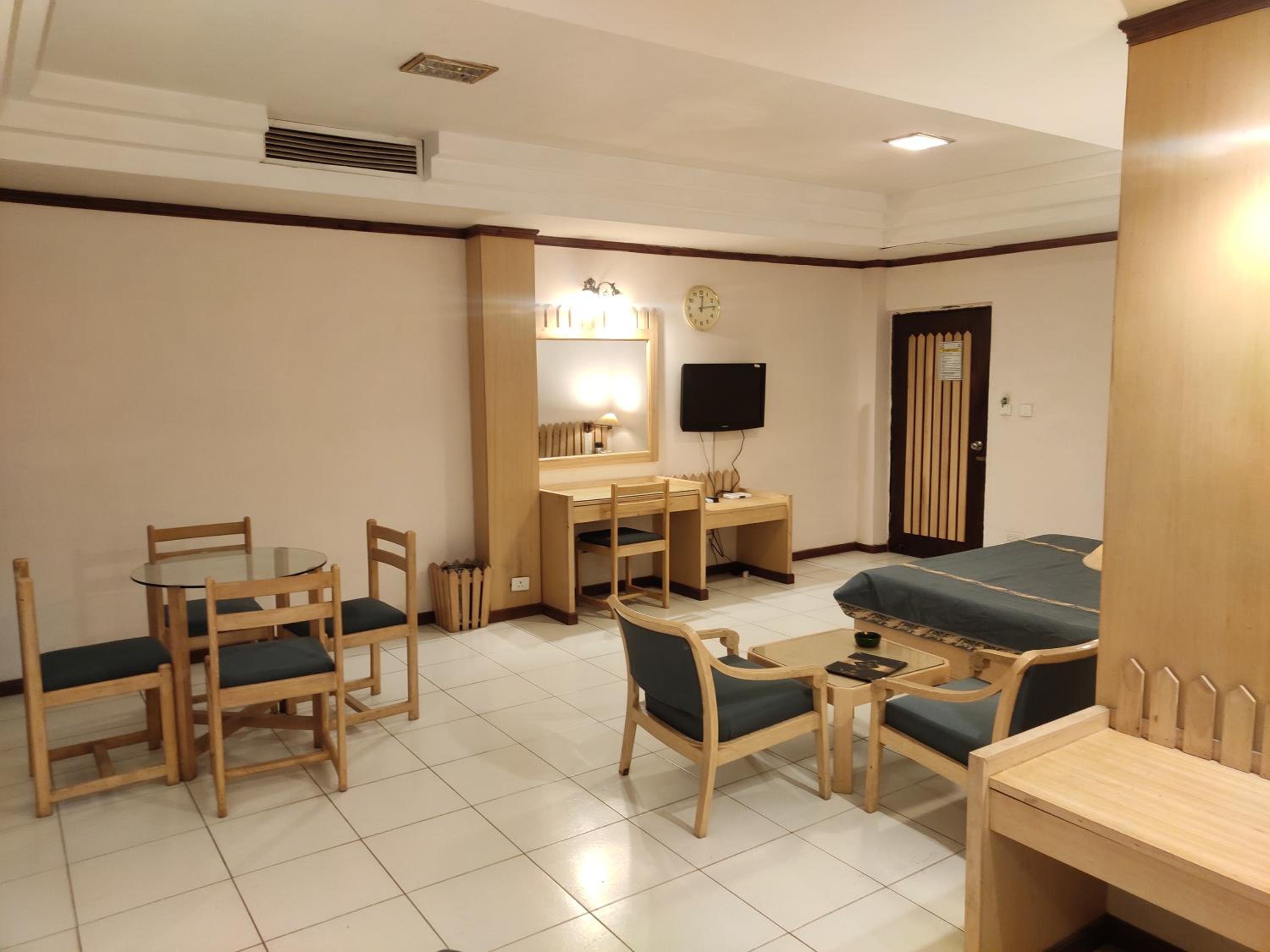 Deluxe Room (Non view) - Photo 3