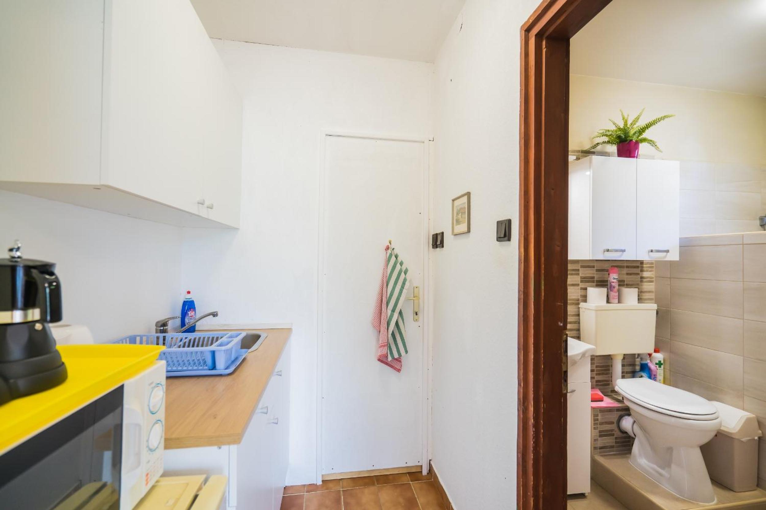 Apartment - Ground Floor photo 3