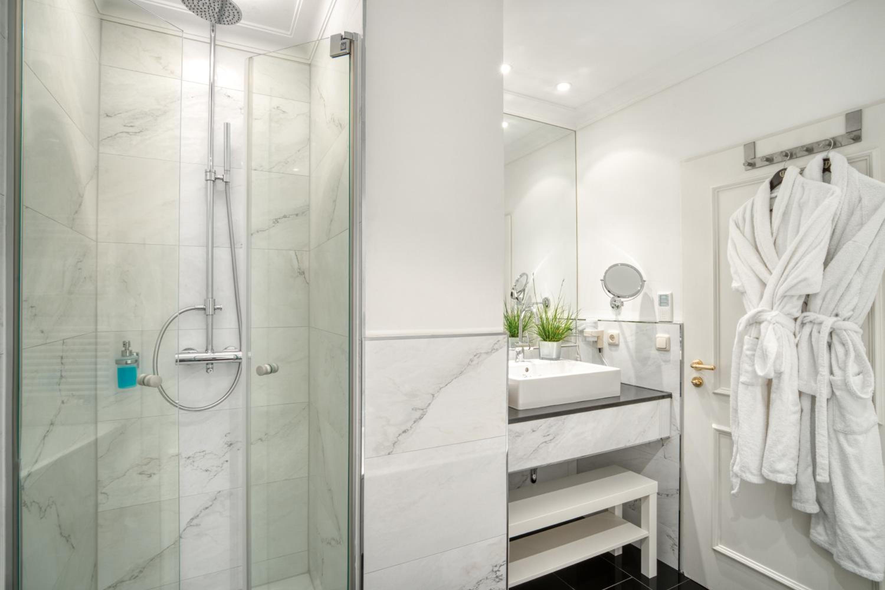 Family Suite - Photo 6