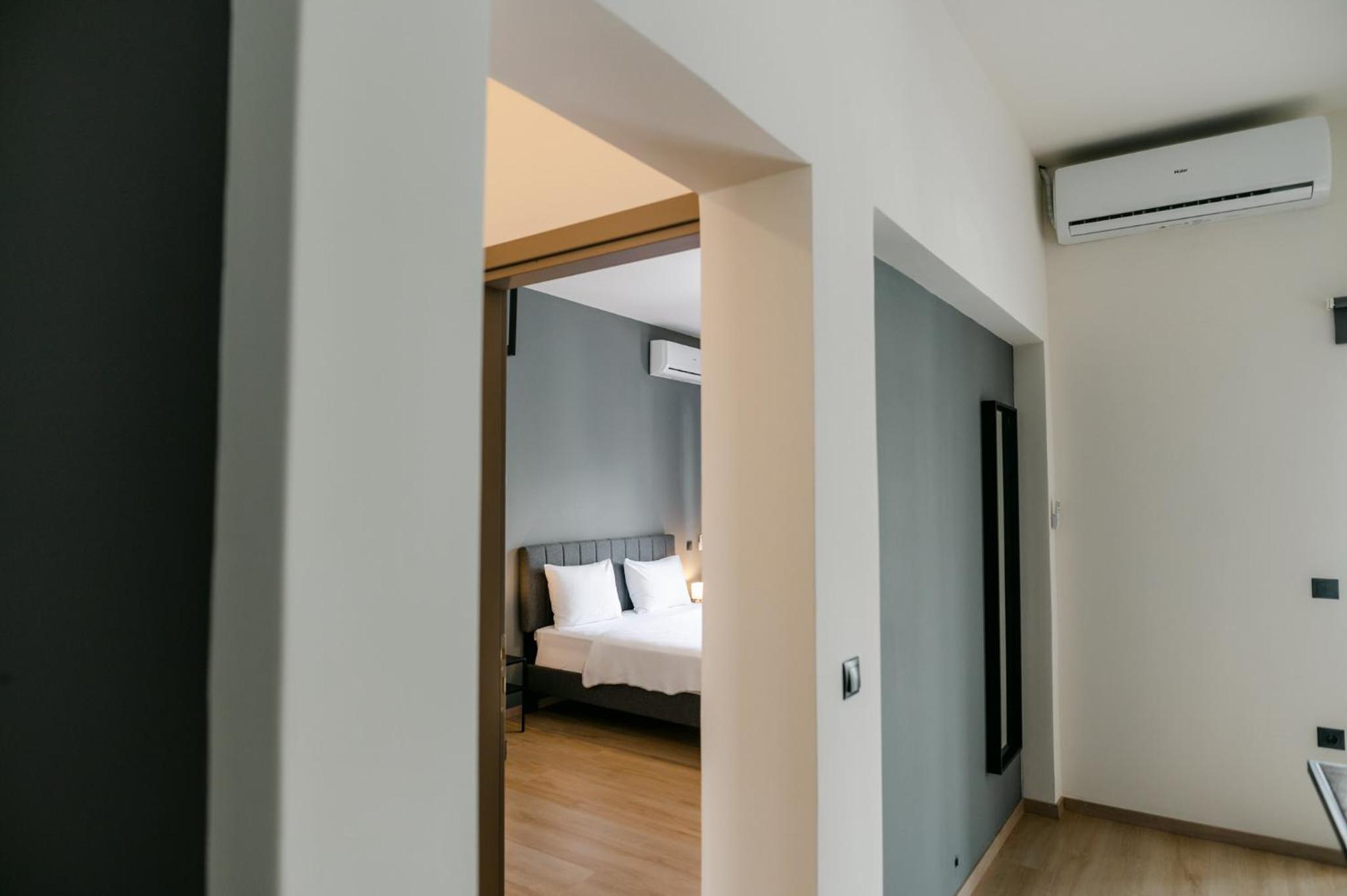 Two-Bedroom Apartment - Photo 24