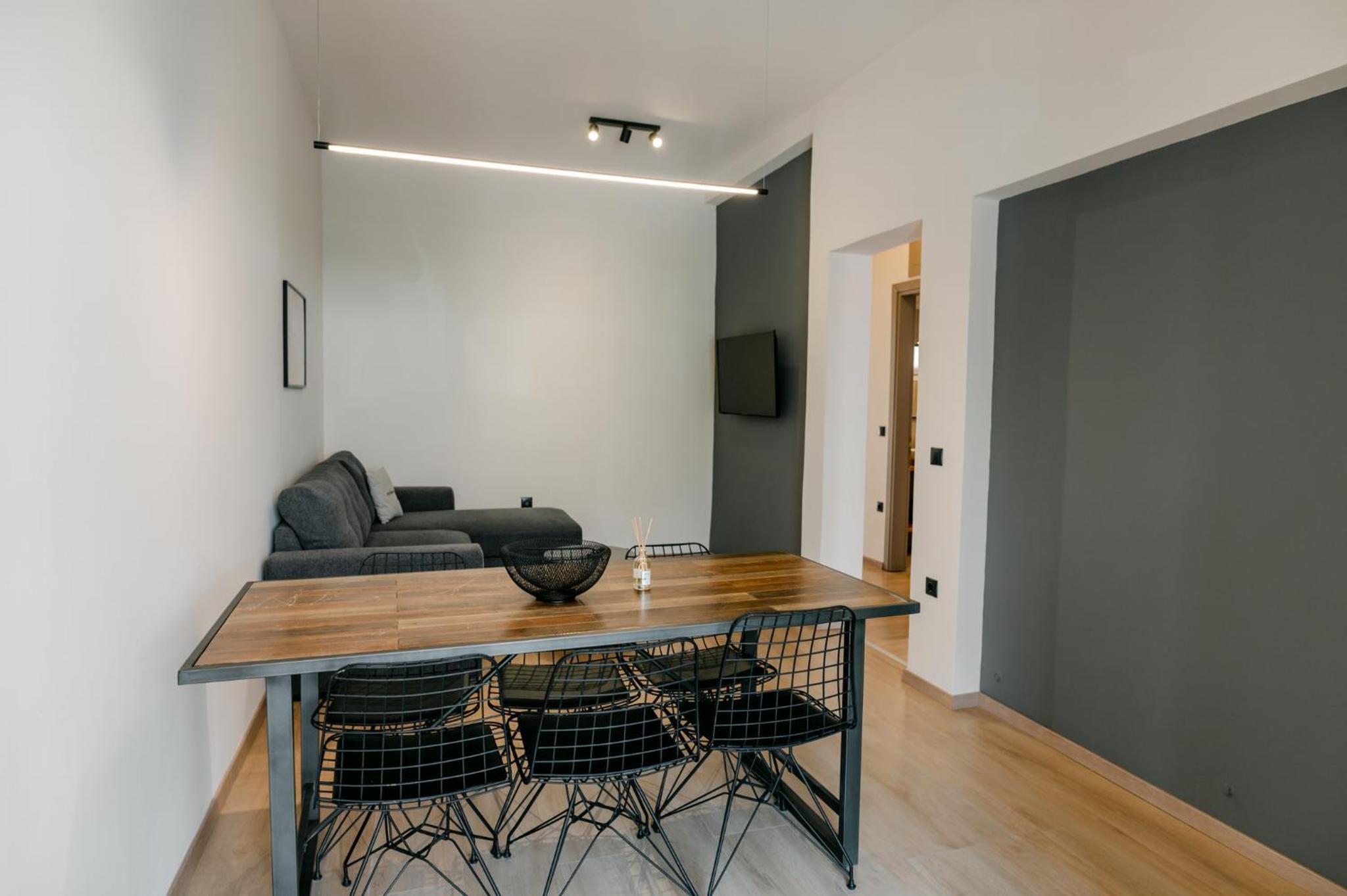 Two-Bedroom Apartment - Photo 42