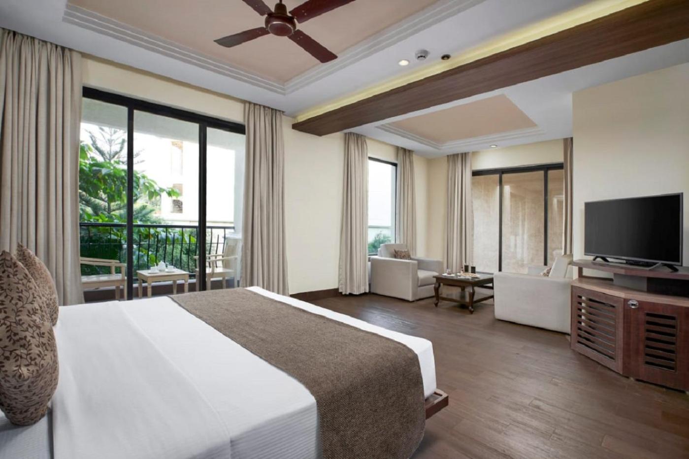 Luxury Suite – Royale Wing