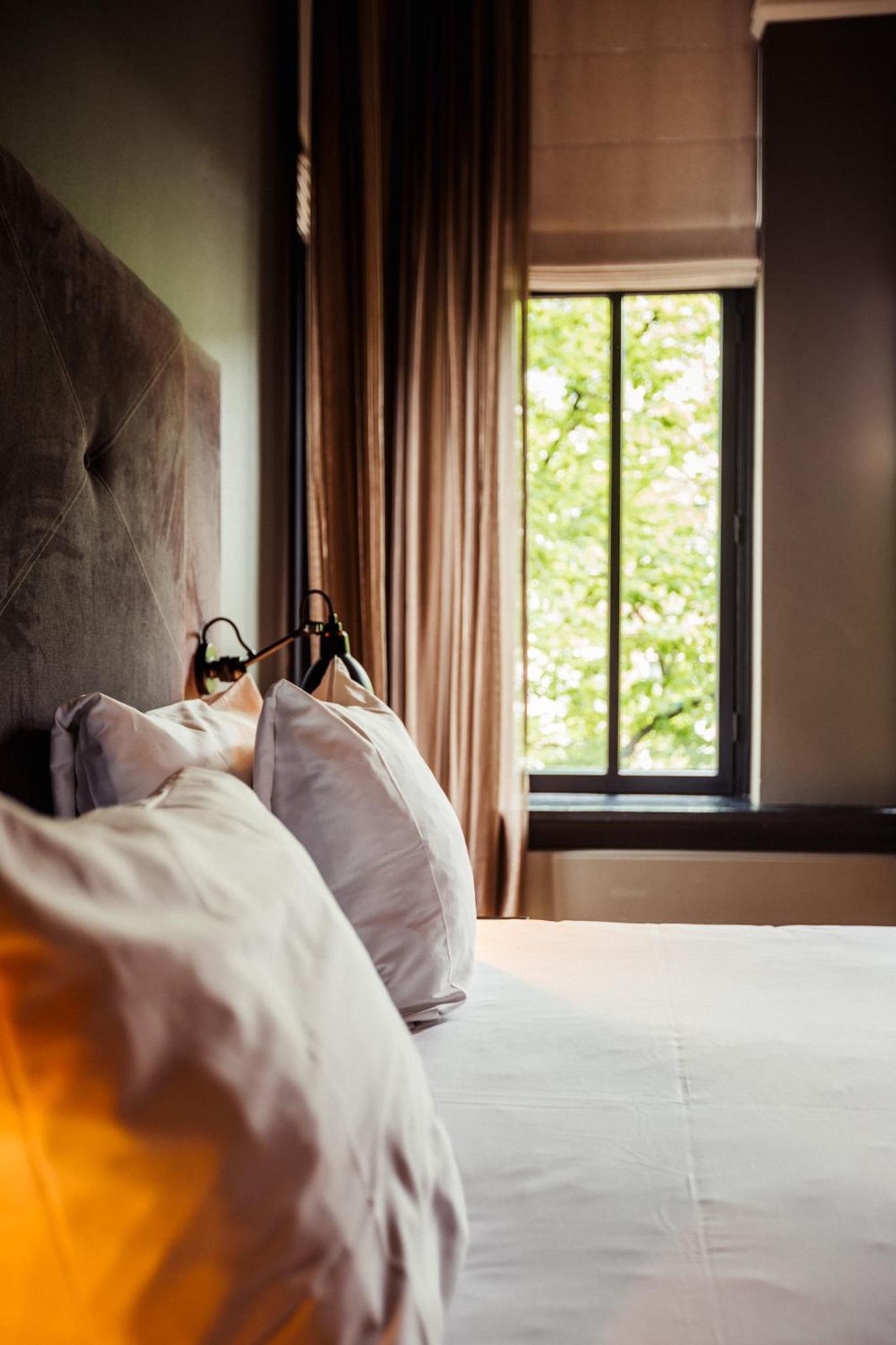 Deluxe Double Room - Photo 8