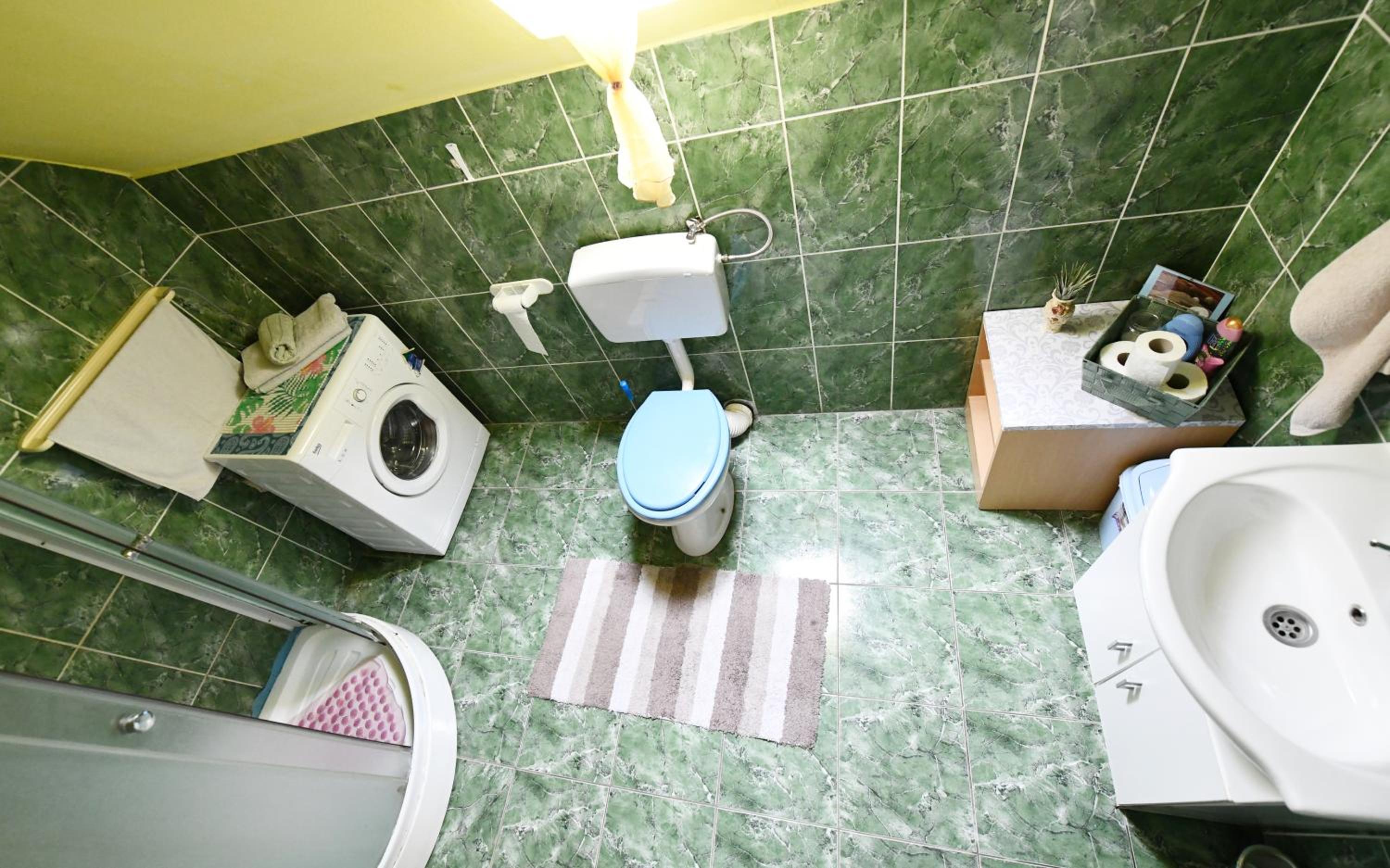 One-Bedroom Apartment with Balcony - Photo 16
