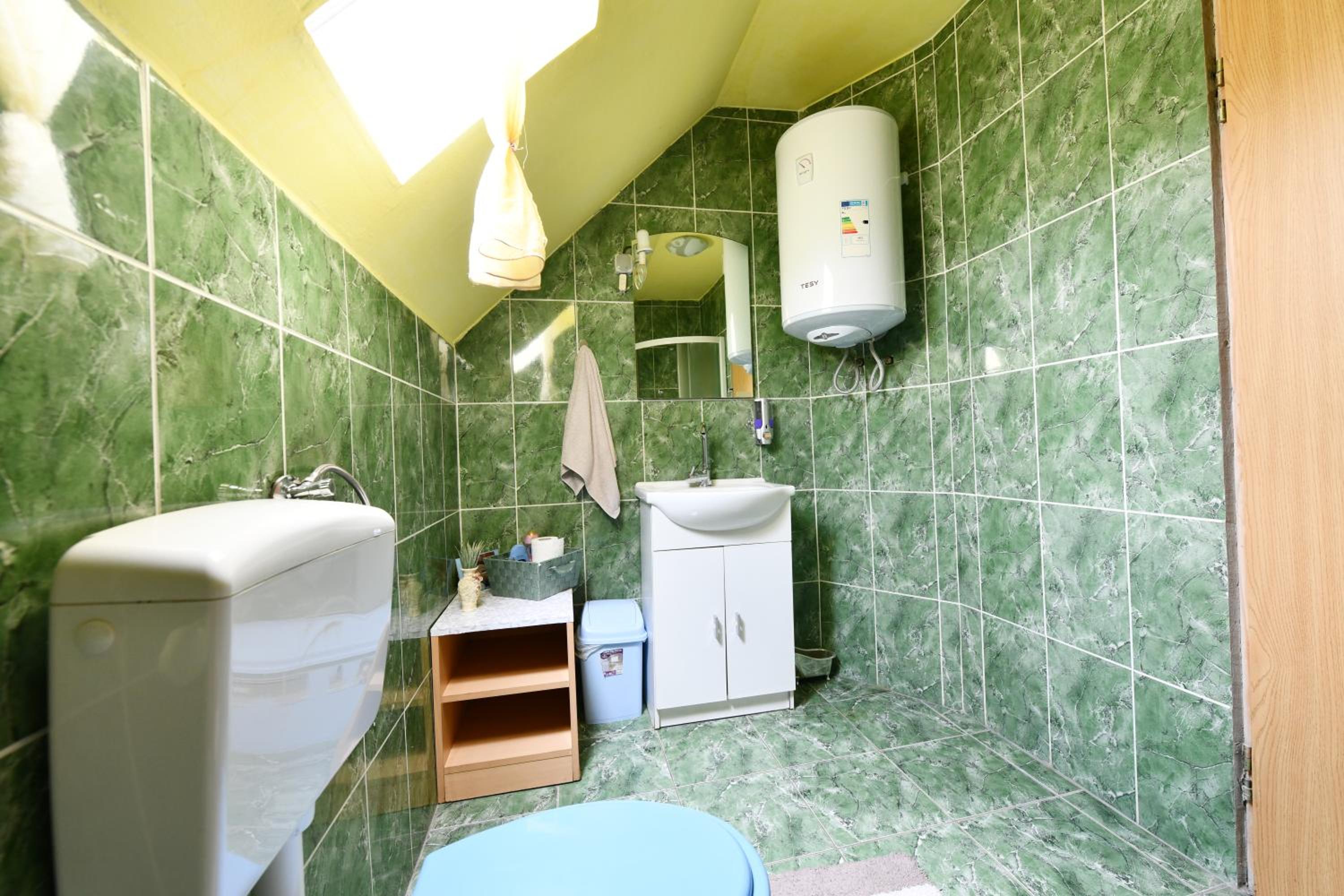 One-Bedroom Apartment with Balcony - Photo 4