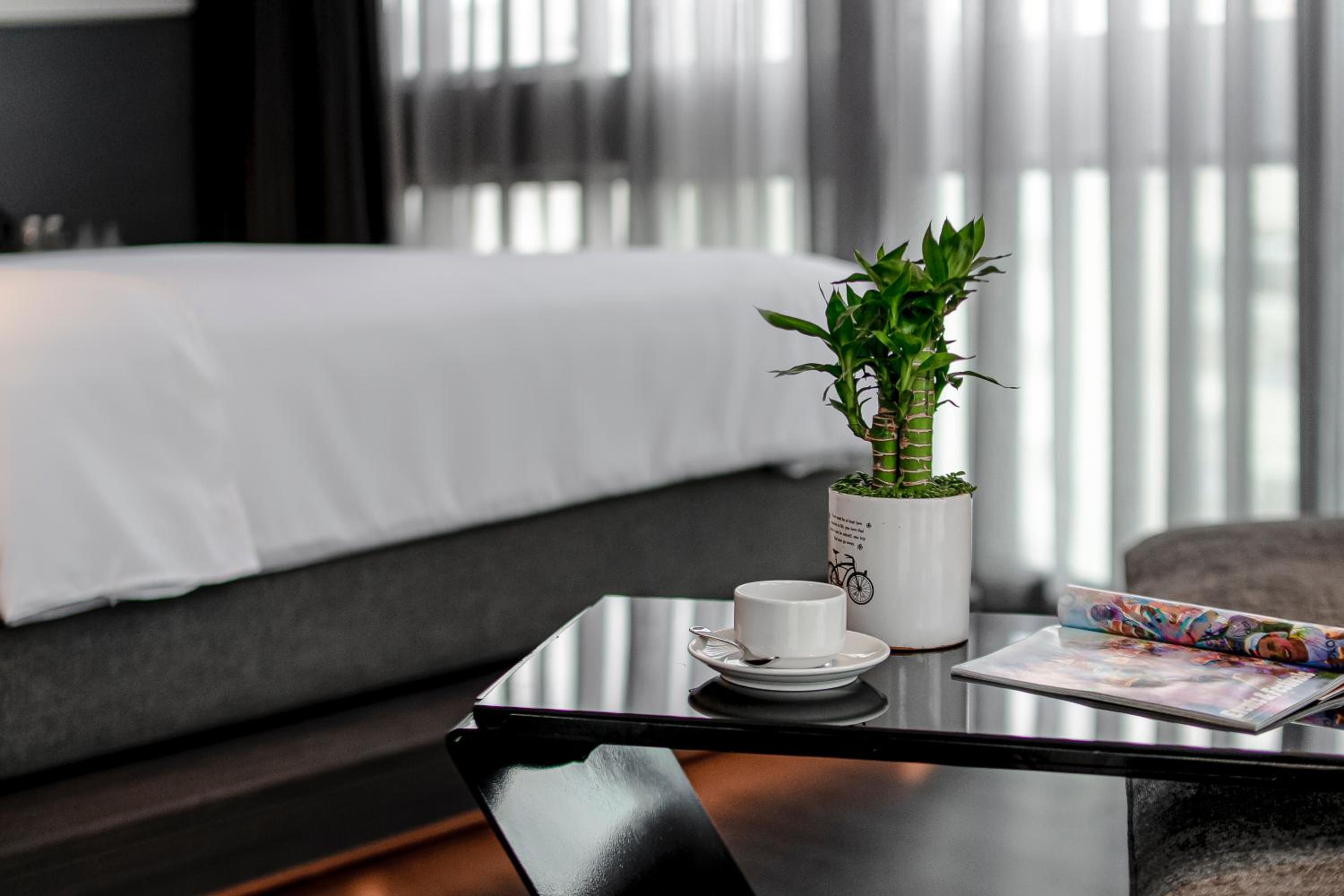 Suite with Balcony and City View - Photo 2