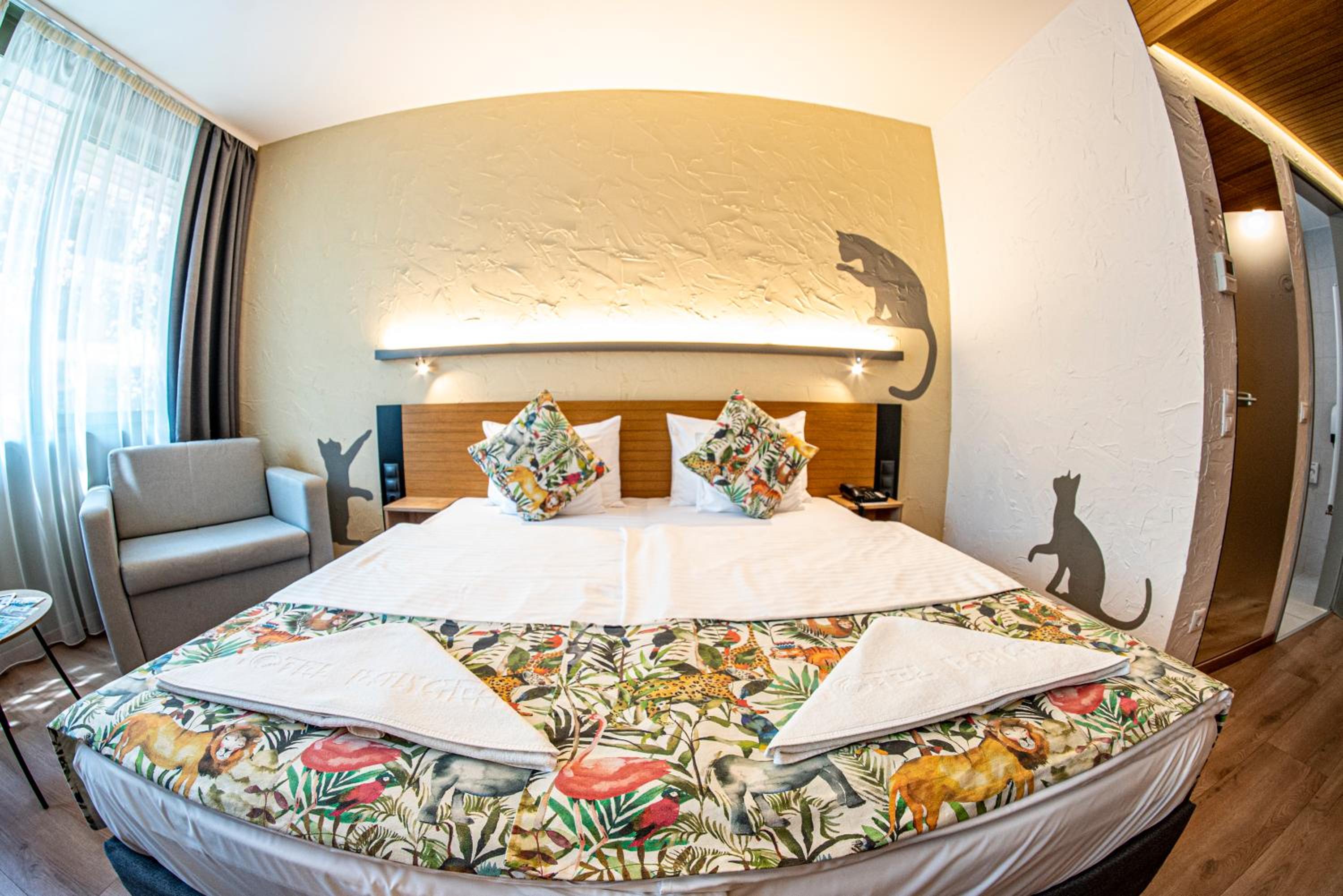 Standard Double or Twin Room with Free Zoo Access - Photo 2