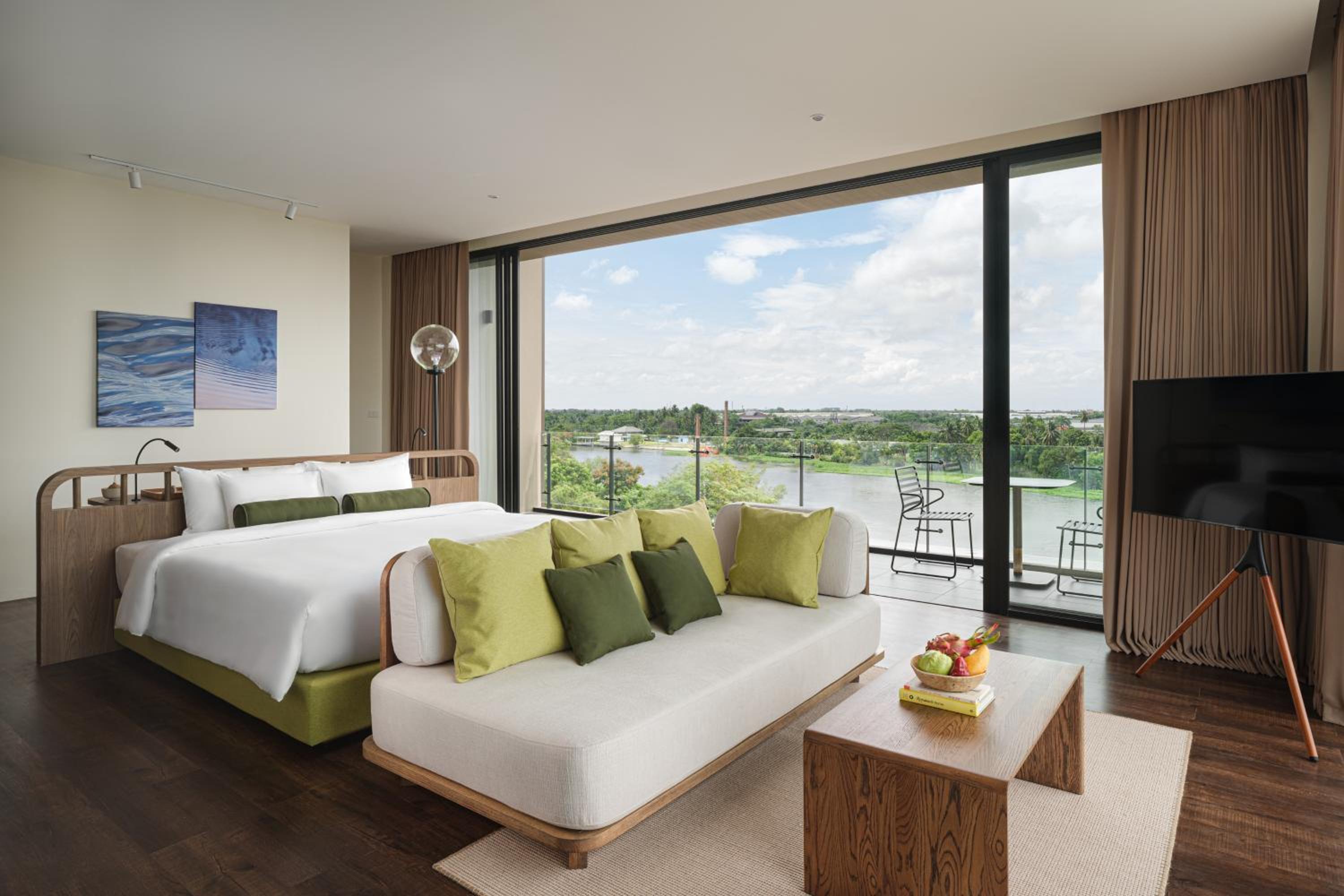 Suite with River View - Photo 5