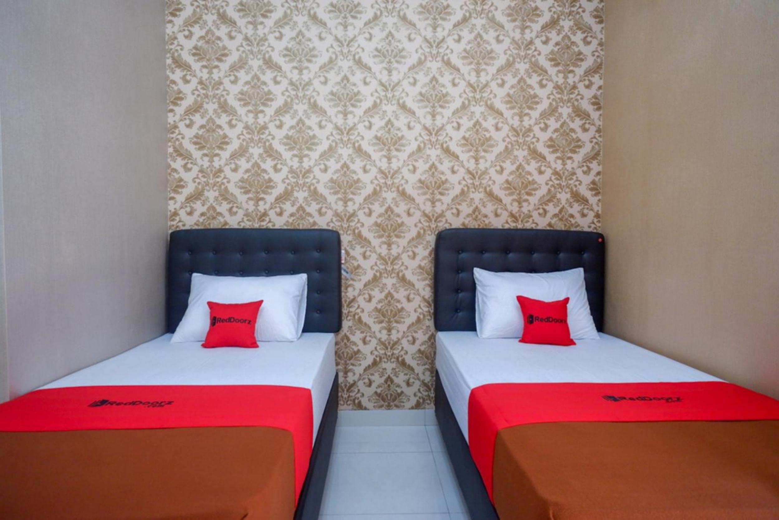 Twin Room - Photo 7