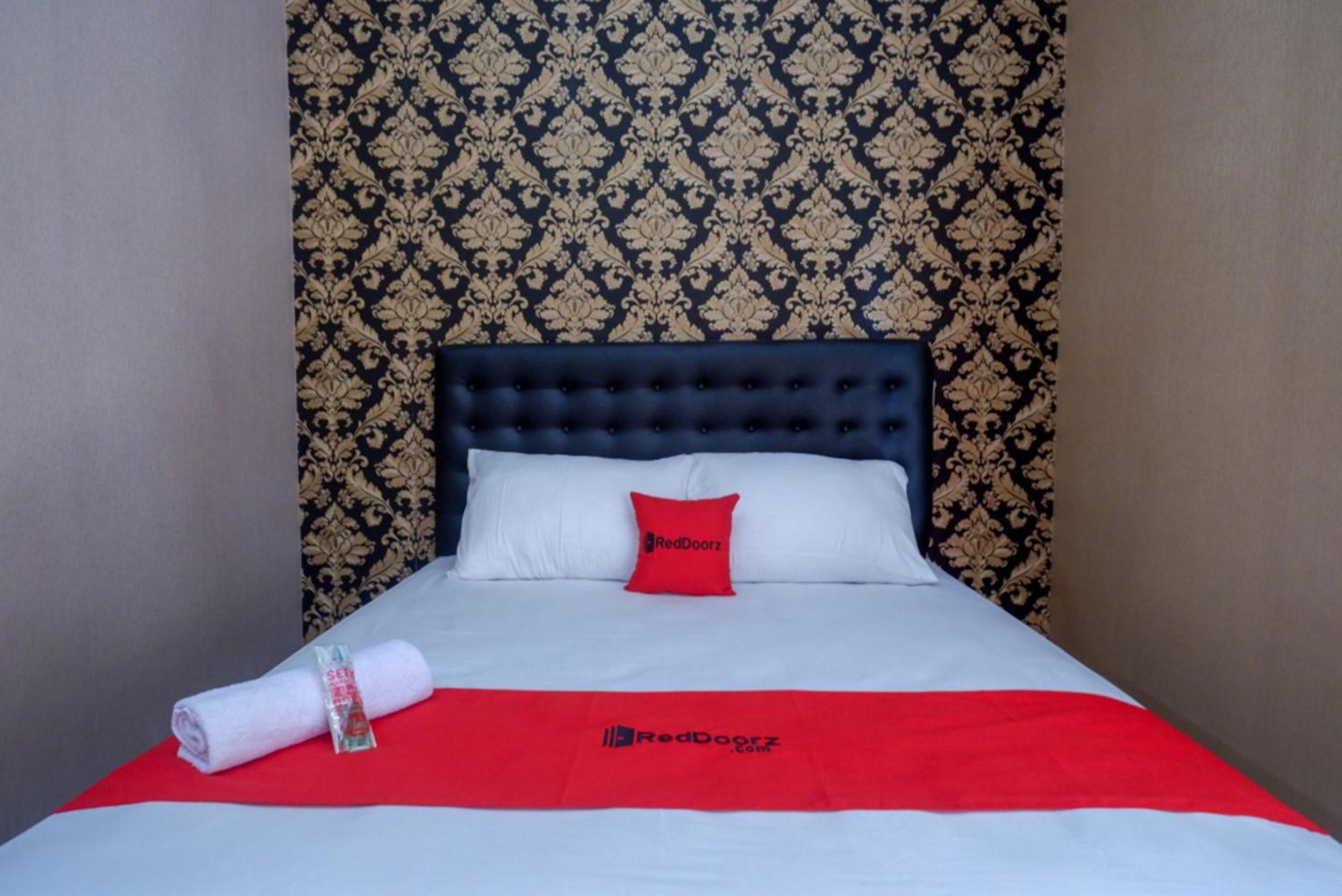 Standard Double Room - Photo 2