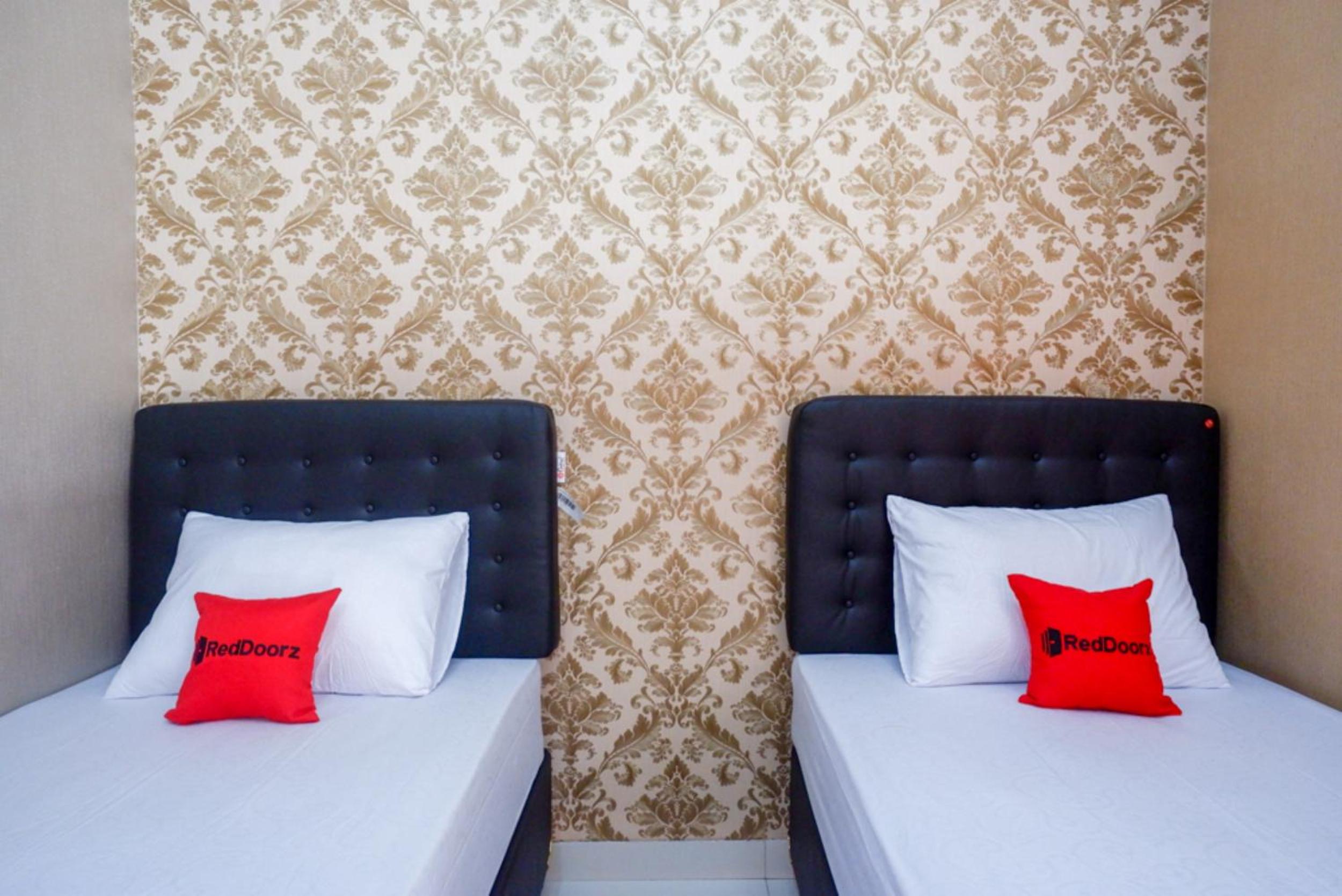 Twin Room - Photo 3