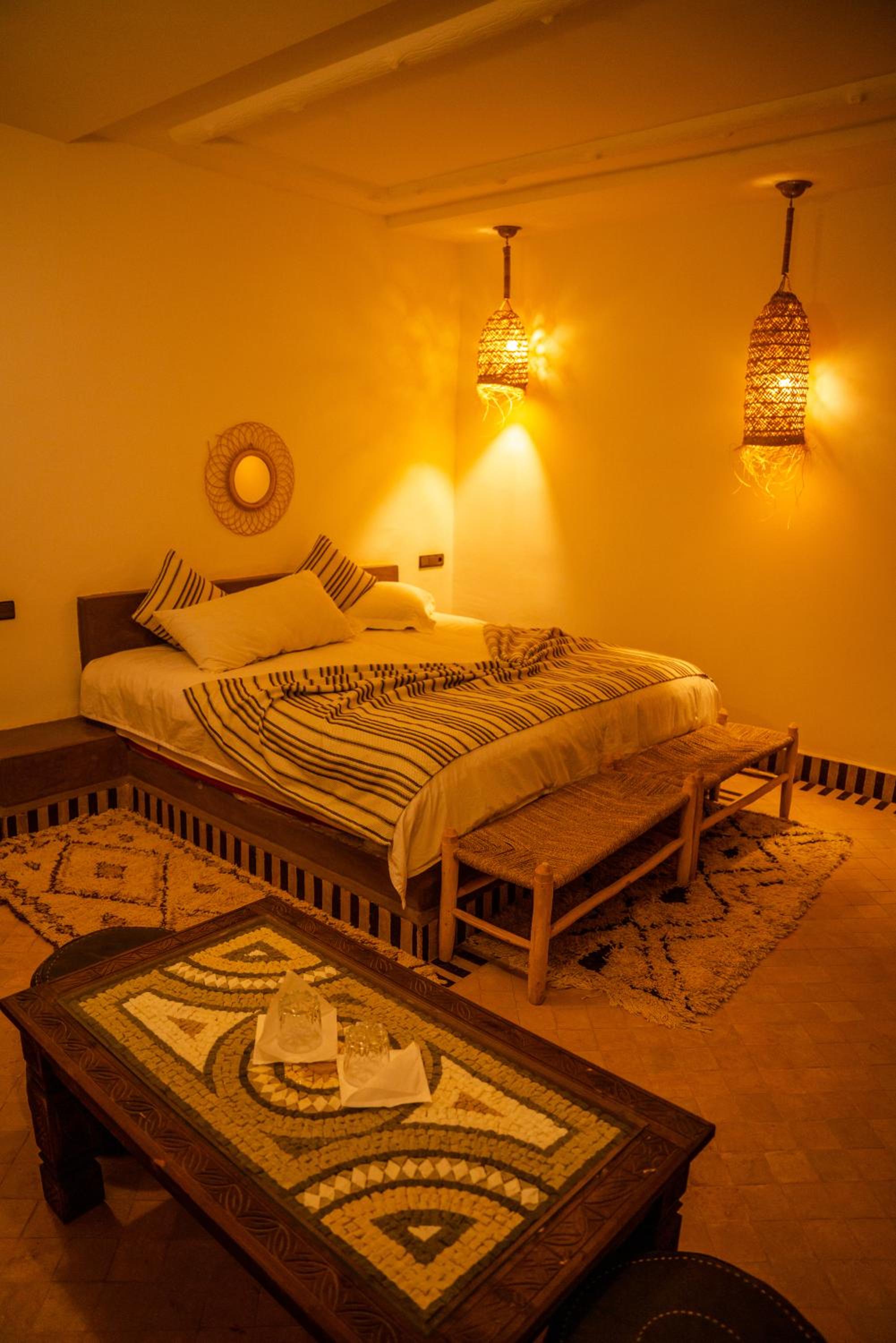 Single Room with Private Bathroom photo 1
