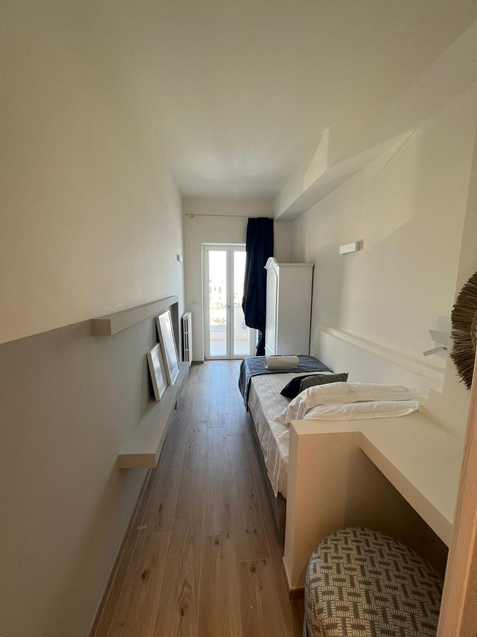 Two-Bedroom Deluxe Apartment with Ocean View photo 2