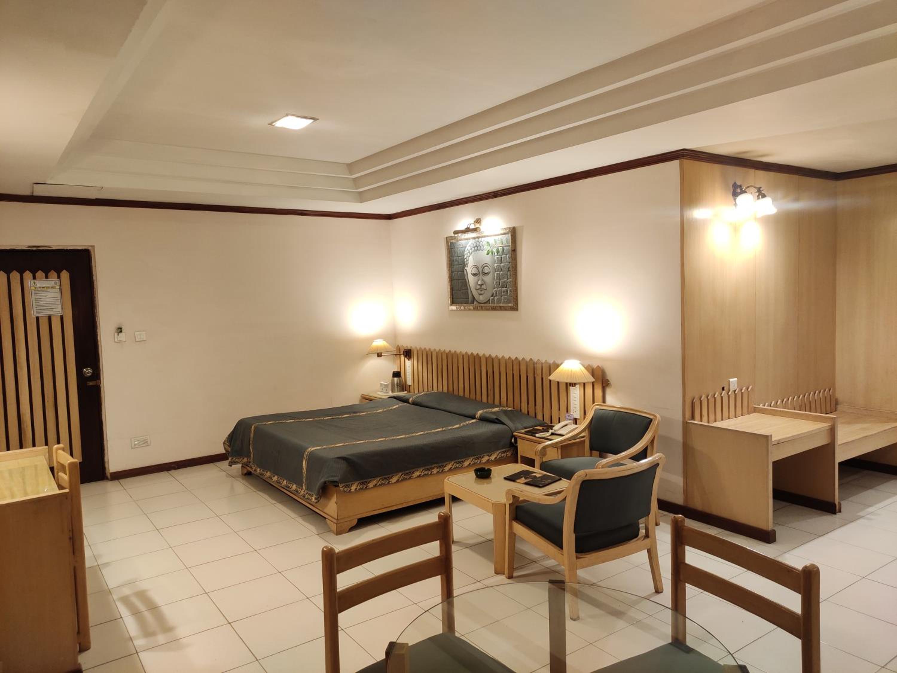 Deluxe Room (Non view) - Photo 1