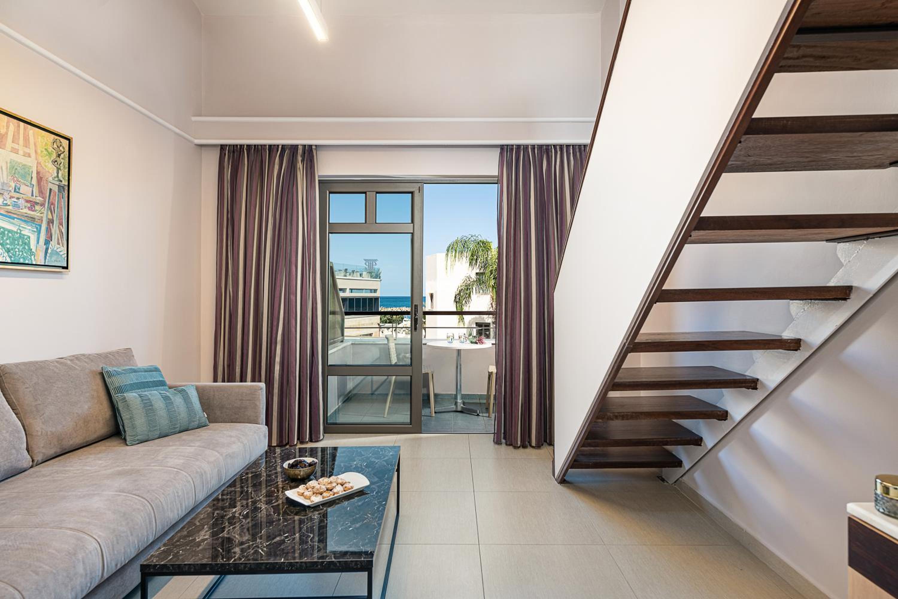Maisonette with Garden or Pool View - Photo 4