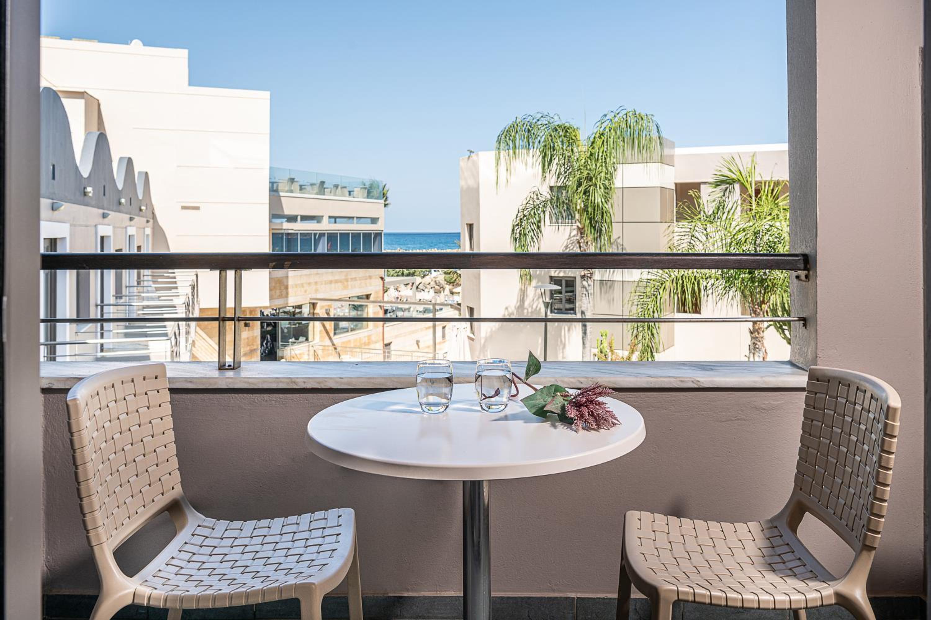 Maisonette with Garden or Pool View - Photo 24