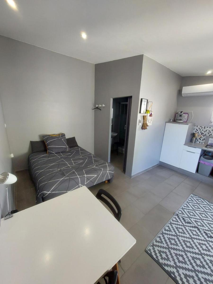 Apartment photo 2
