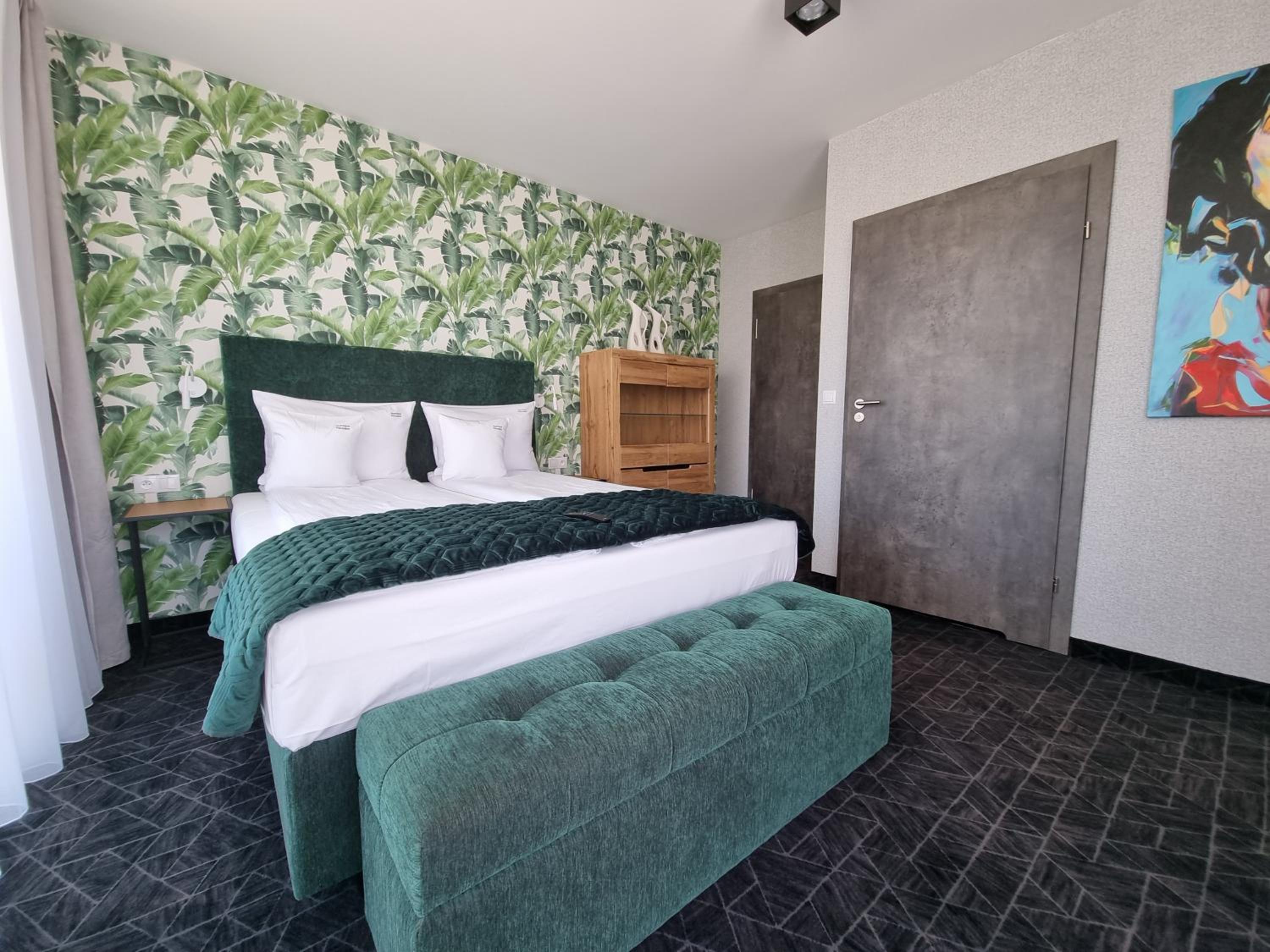 Deluxe Double Room with Balcony - Photo 1