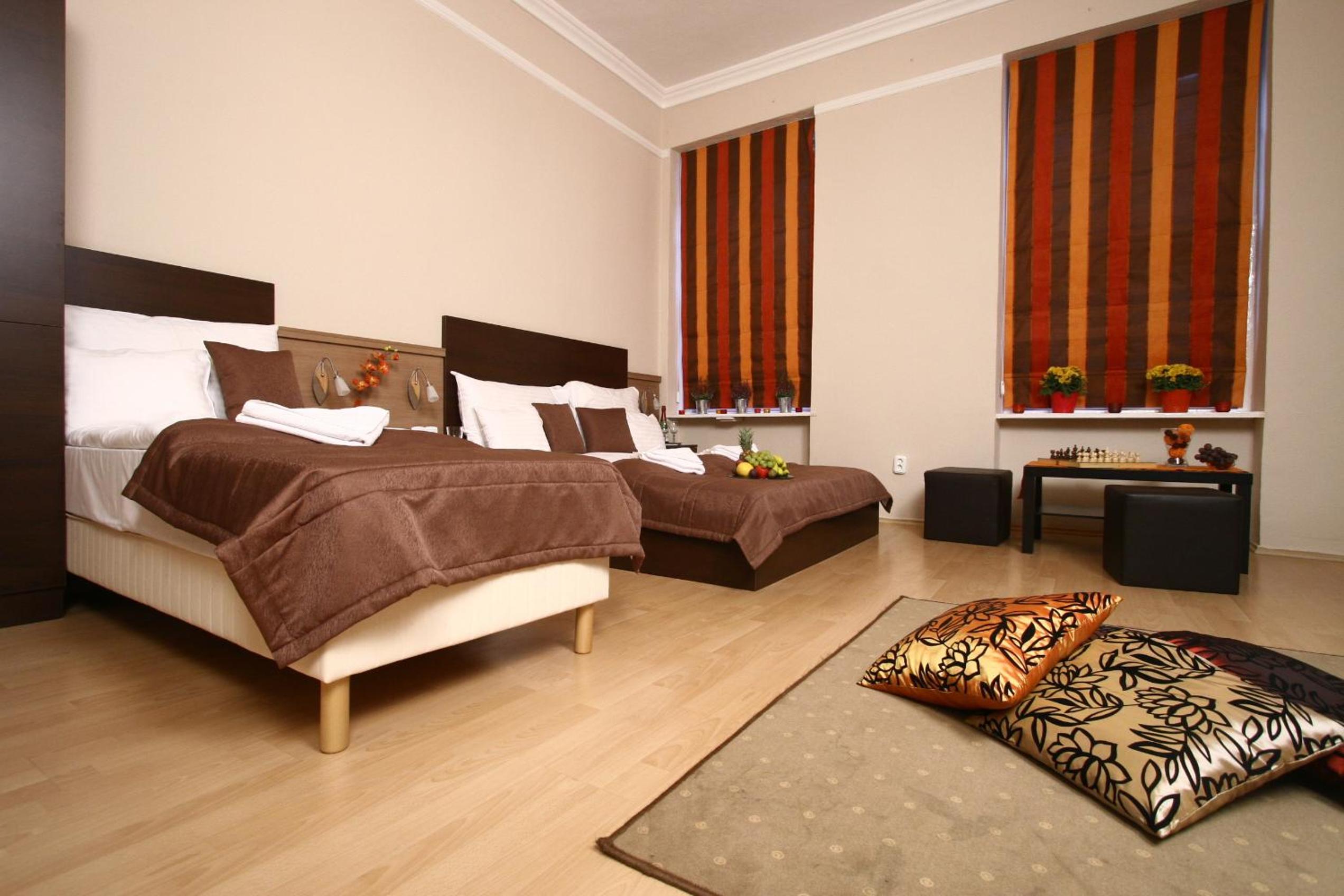 Apartment (4 Adults)