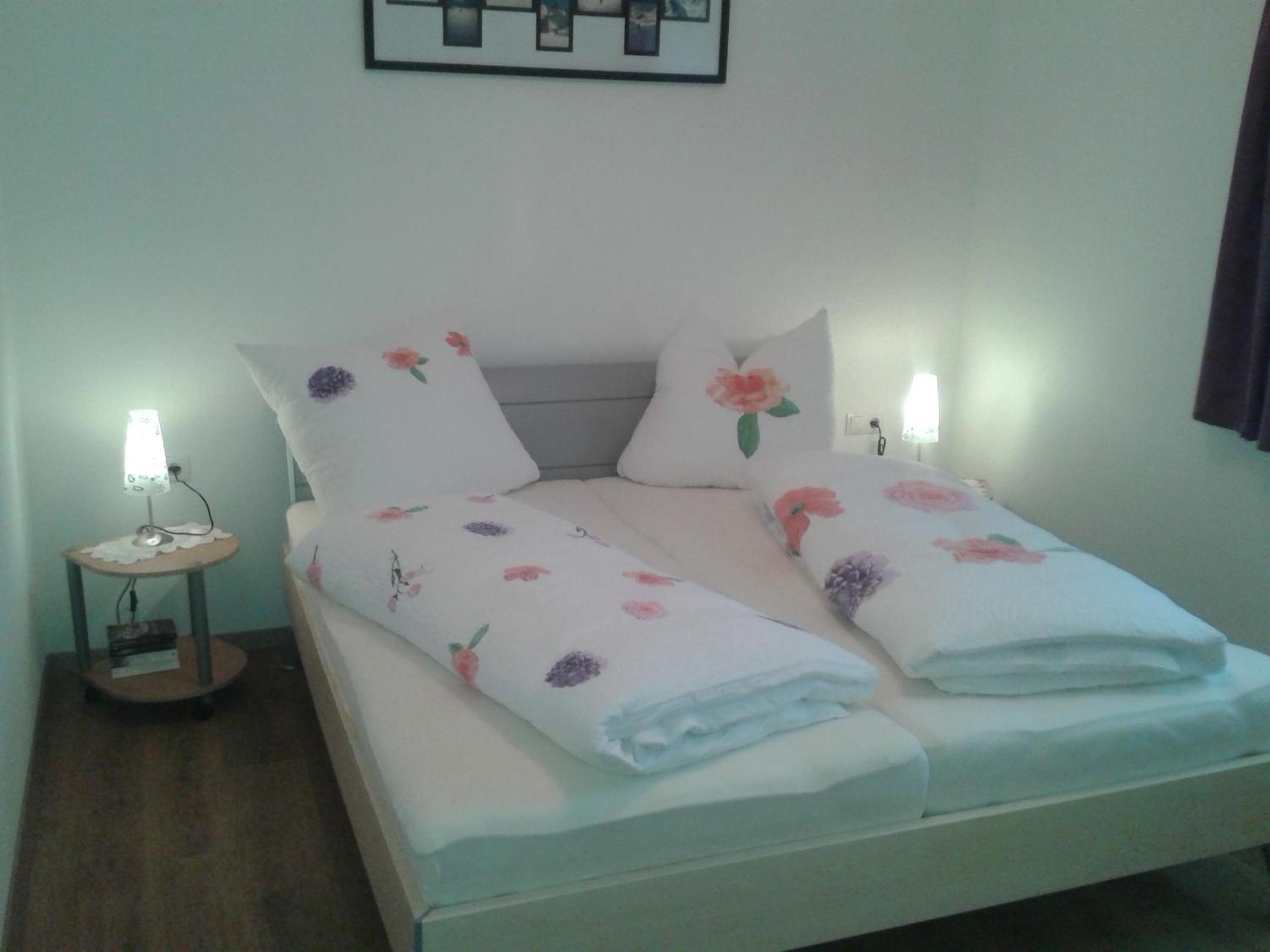 One-Bedroom Apartment with Terrace photo 1