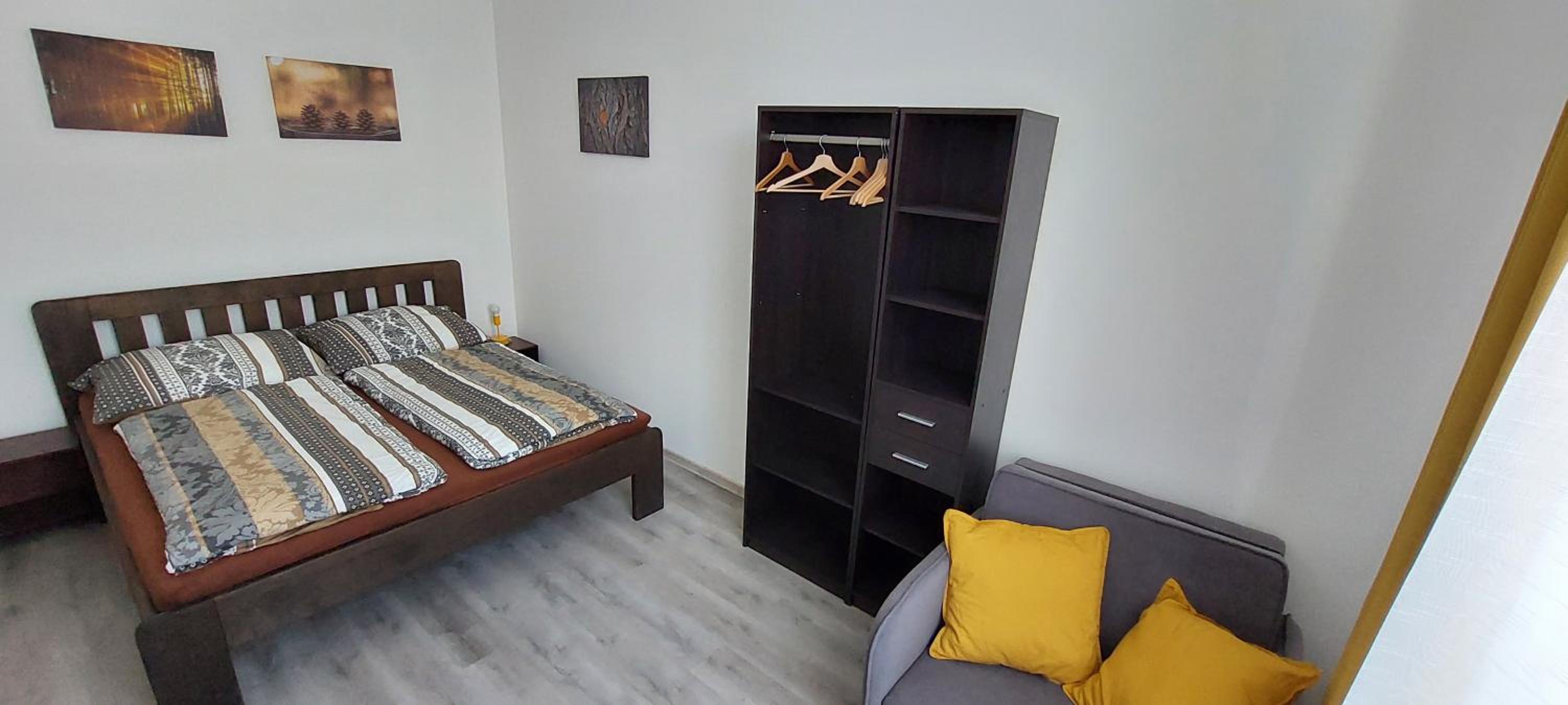 Apartment photo 2