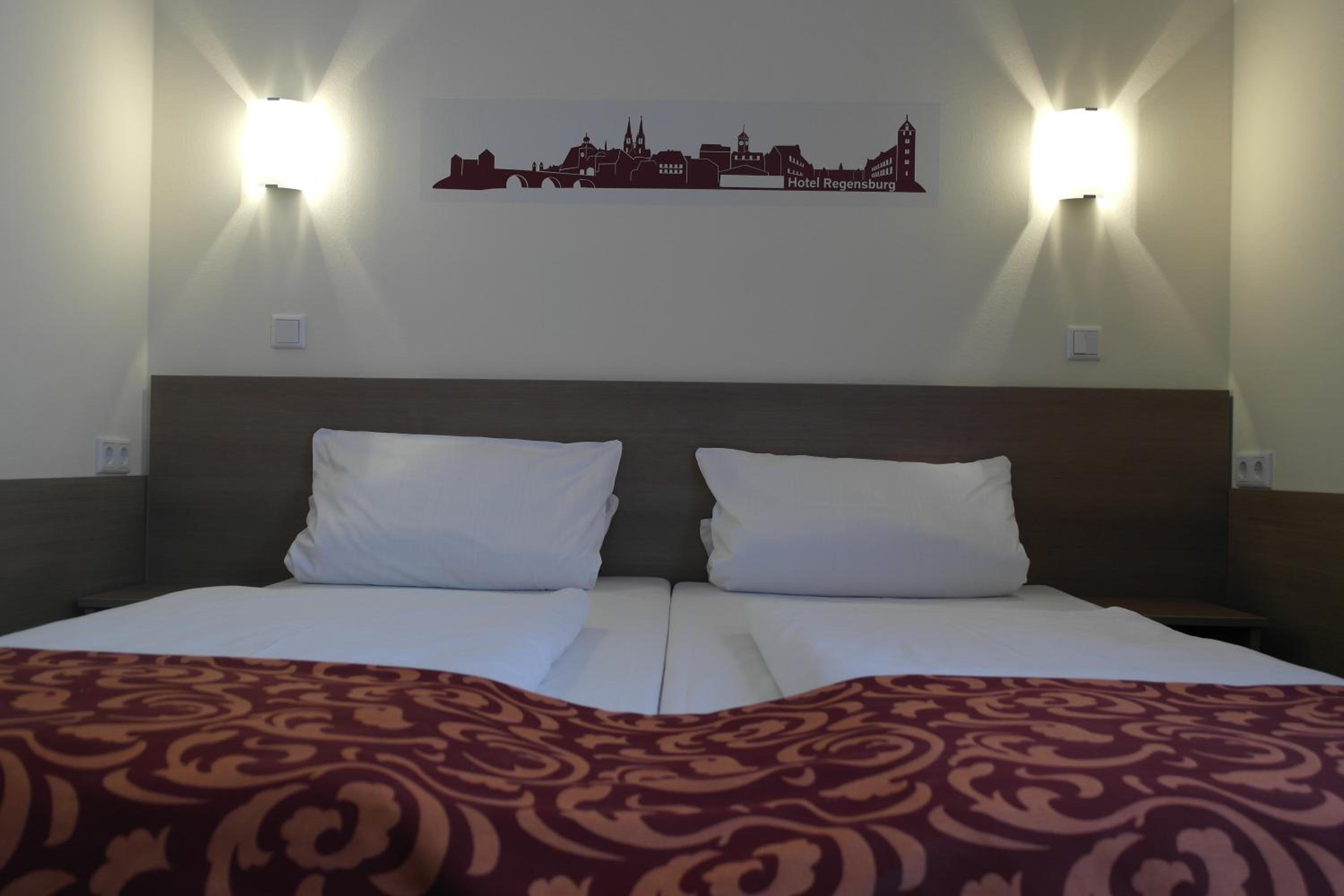 Economy Double Room - Photo 4