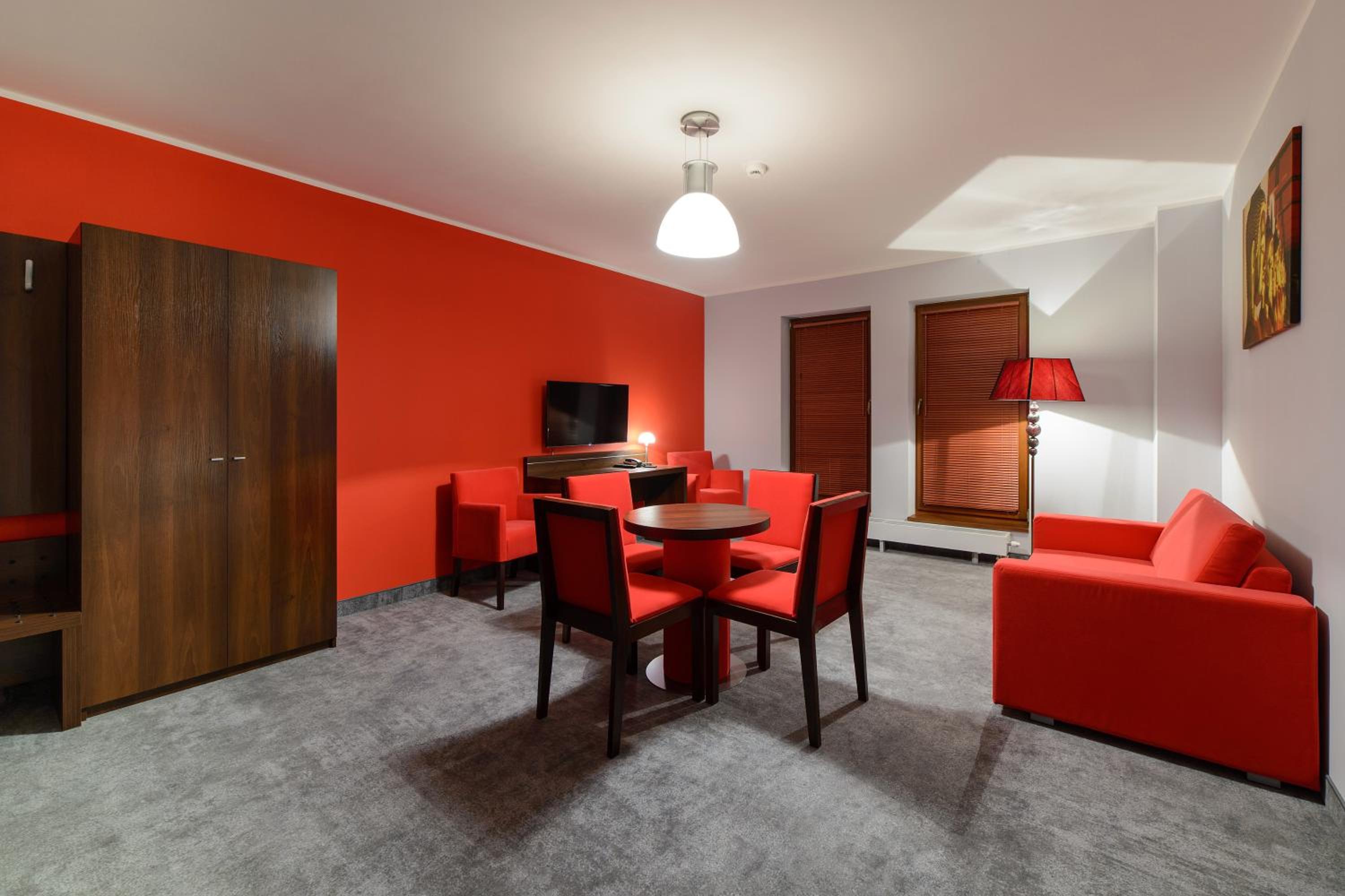 Deluxe Suite - Photo 4