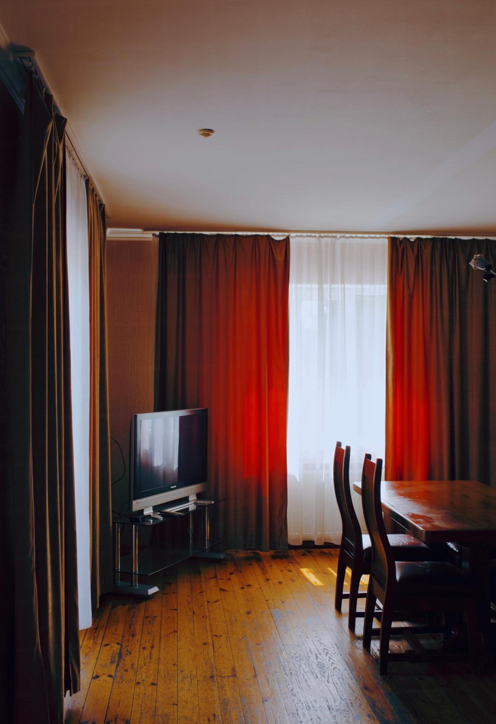 One-Bedroom Suite photo 3