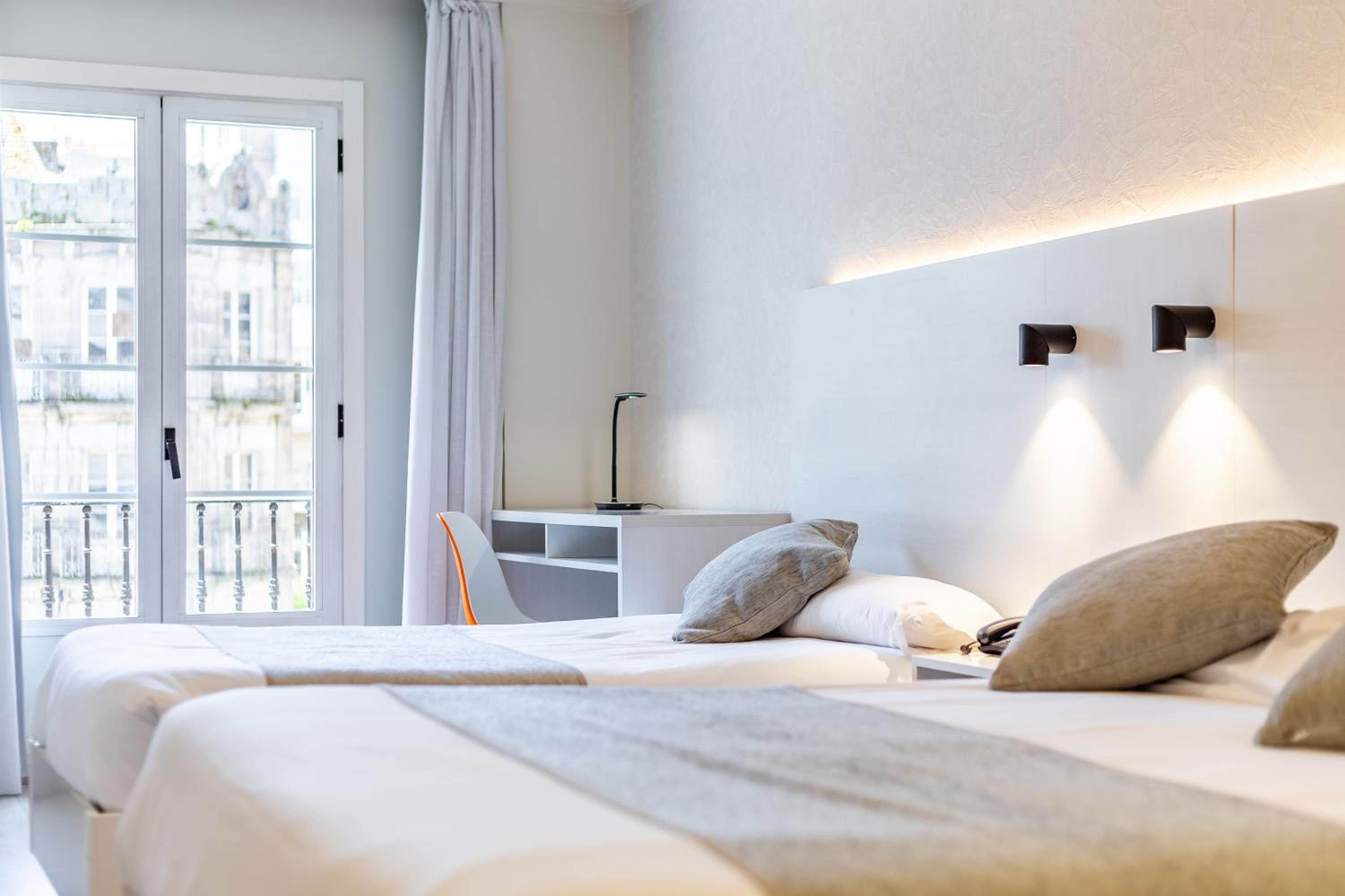 Superior Triple Room with View photo 3