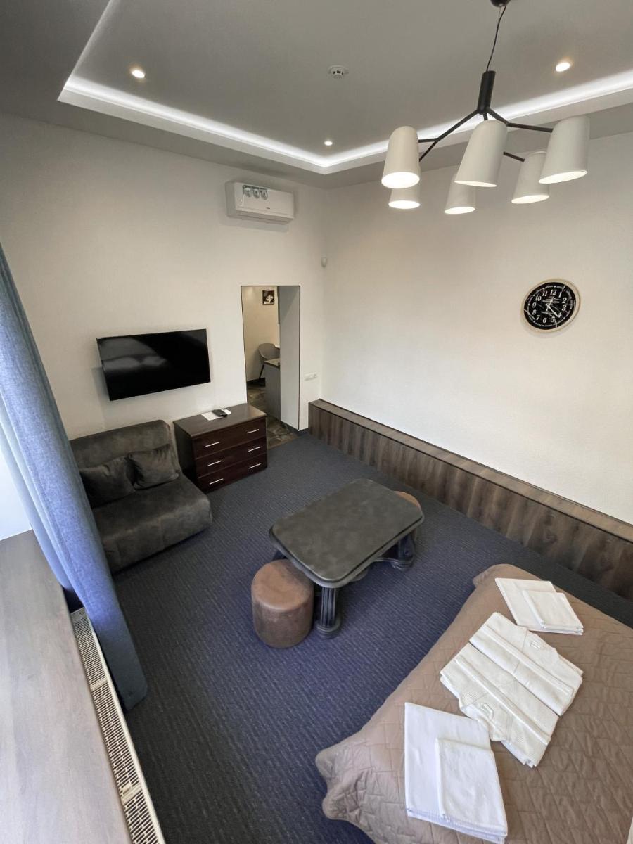 Superior Triple Room photo 3