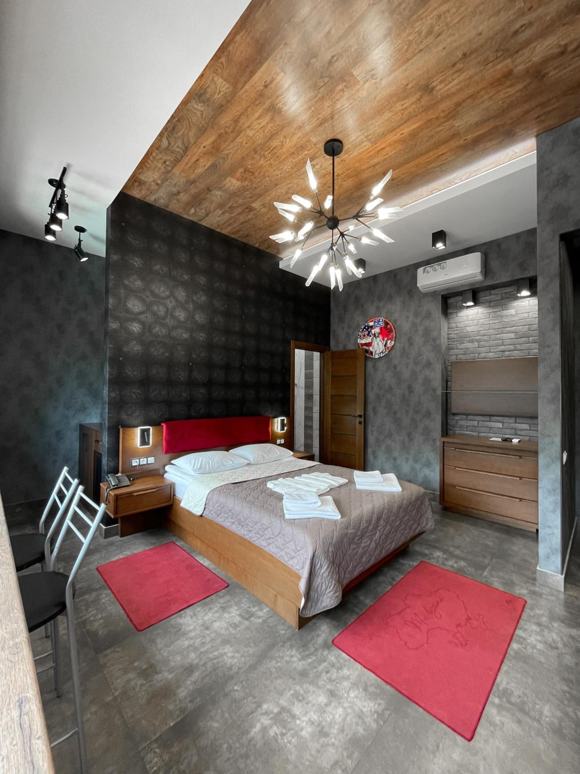 Deluxe Triple Room photo 3