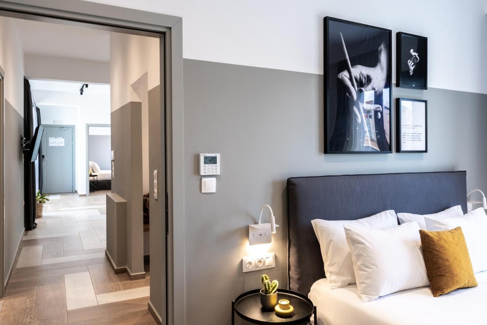 Presidential Suite with Terrace and Acropolis View  photo 3