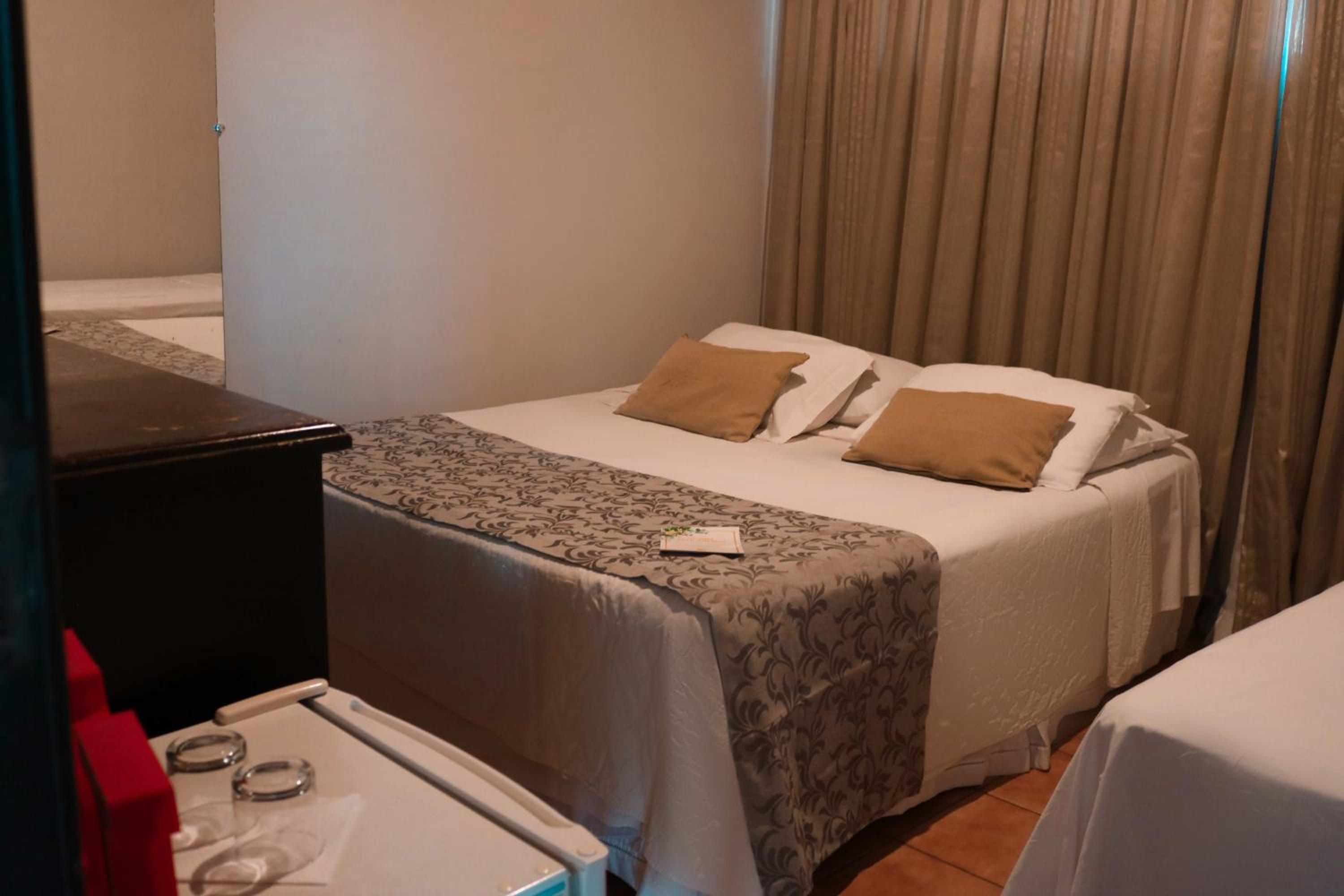 Double Room with Shared Bathroom photo 1