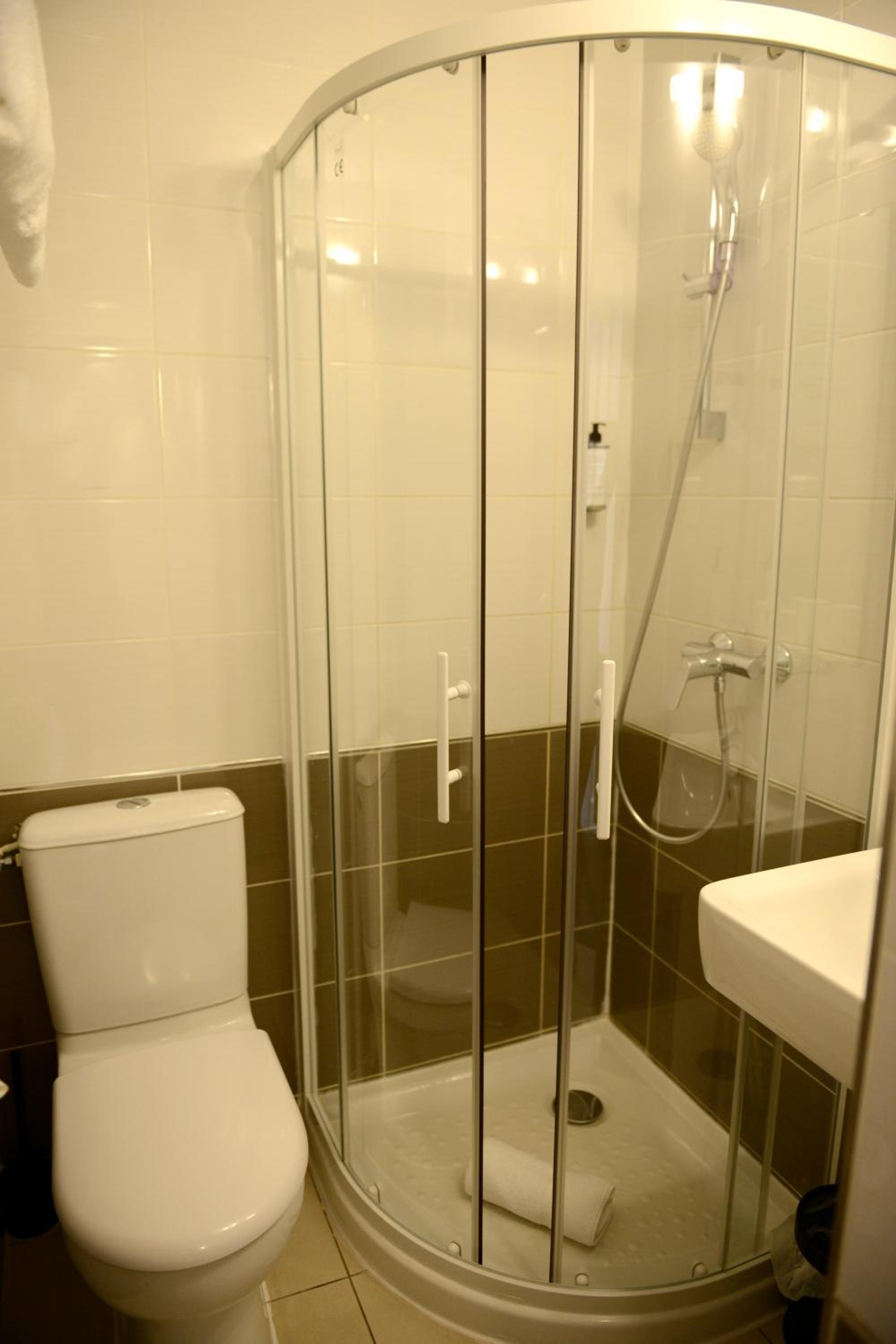 Superior Double or Twin Room - Photo 23
