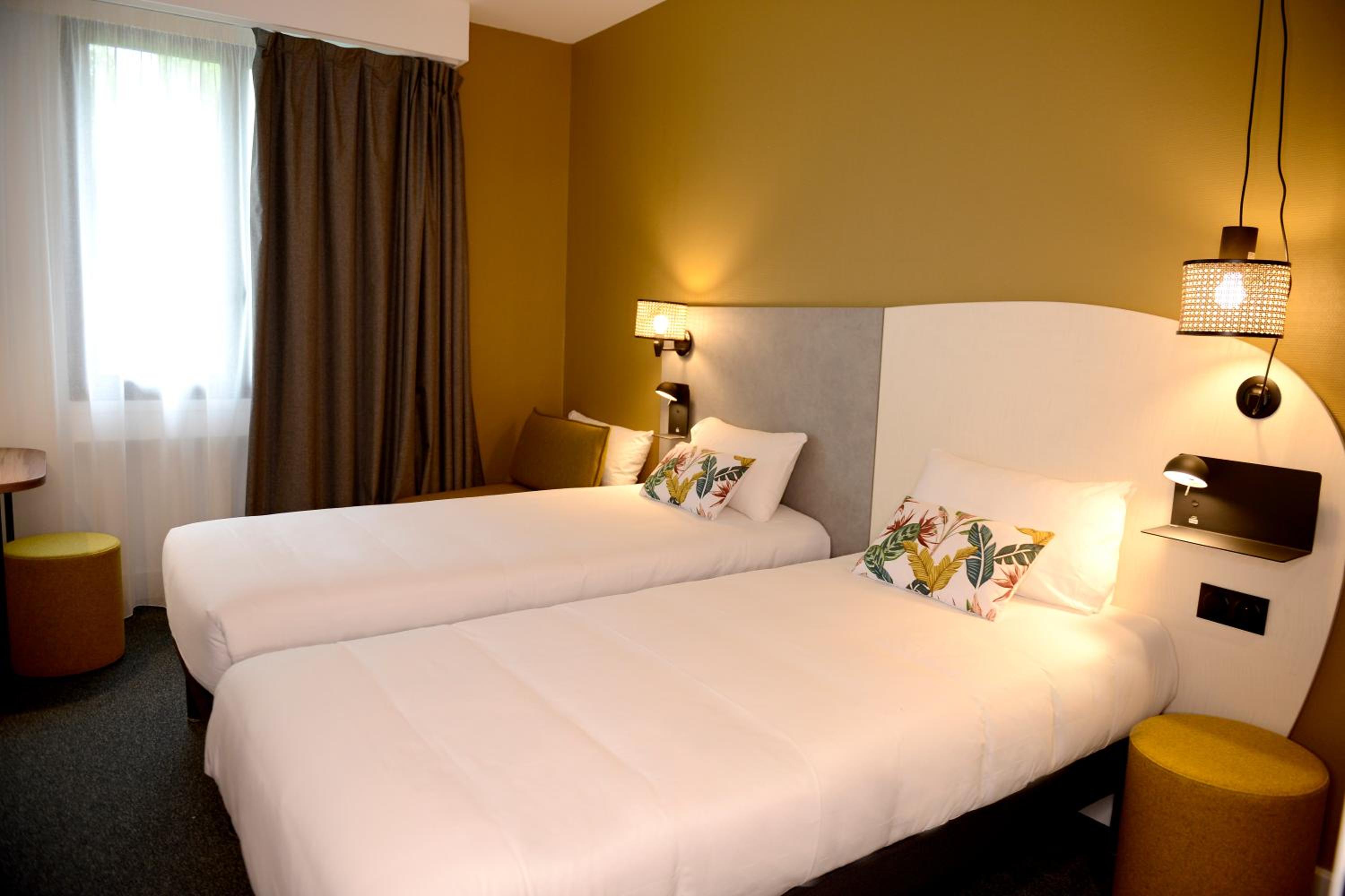 Superior Double or Twin Room - Photo 13