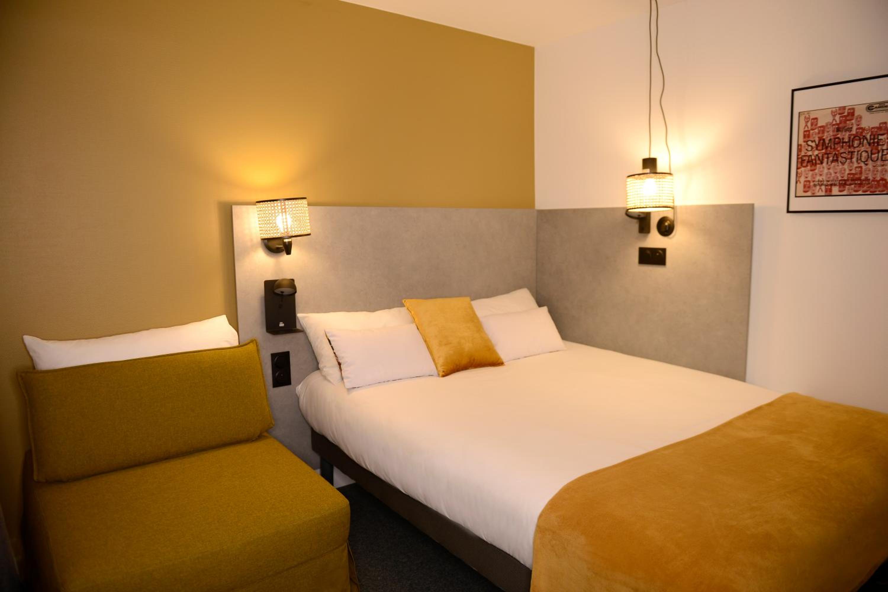 Standard Triple Room - Photo 6