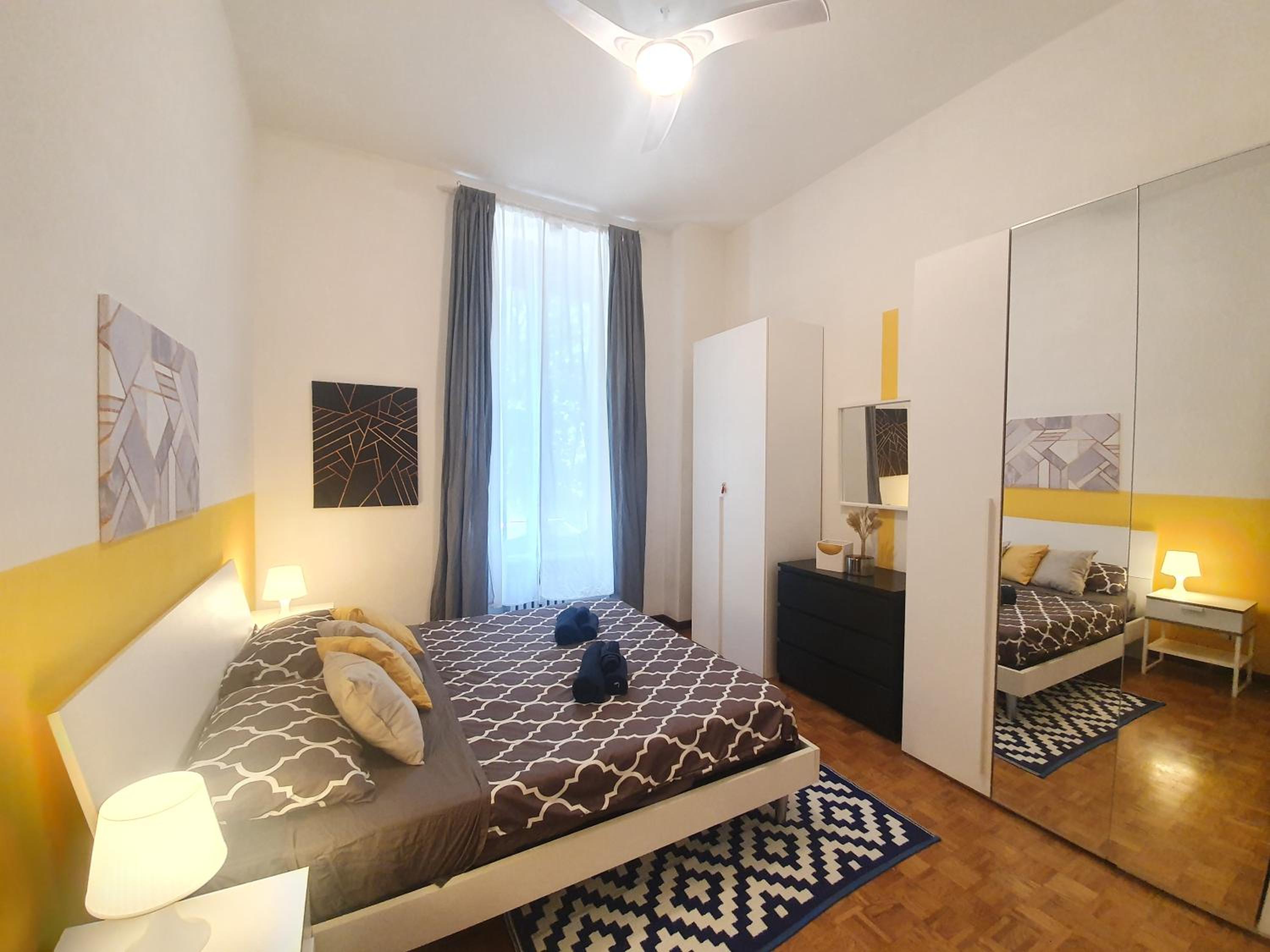 Three-Bedroom Apartment - Photo 10