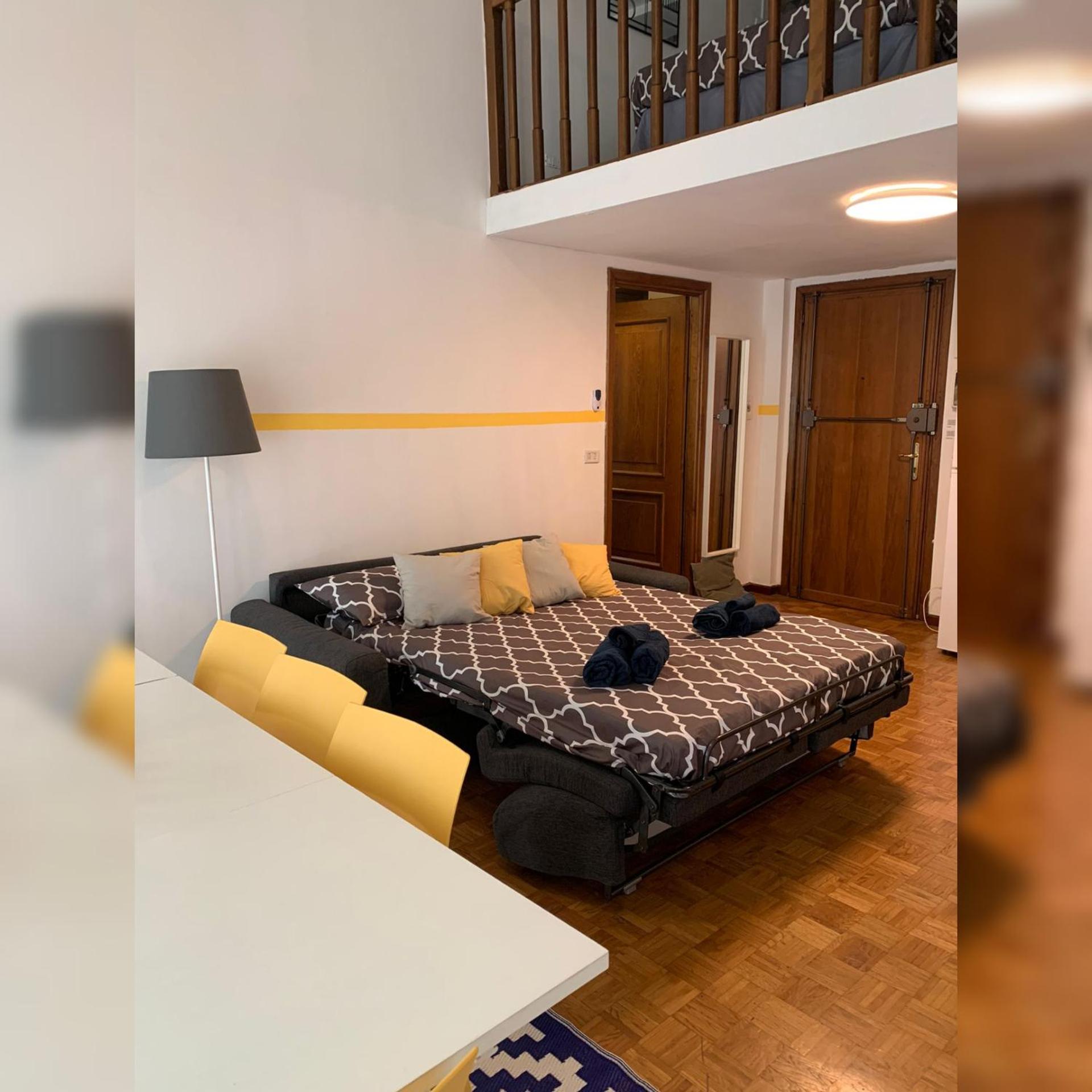 Three-Bedroom Apartment - Photo 19