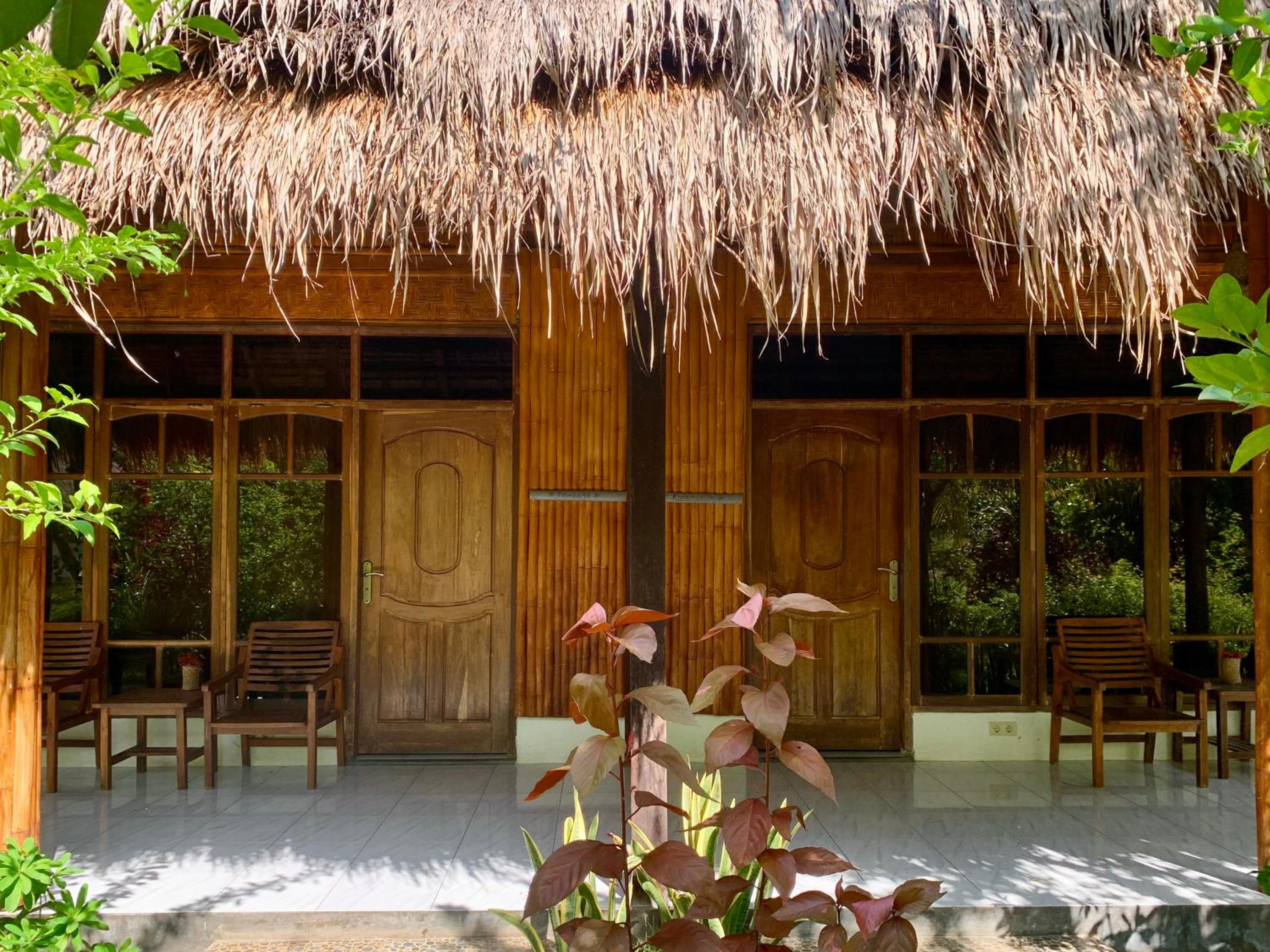 One-Bedroom Bungalow with Garden View - Photo 9
