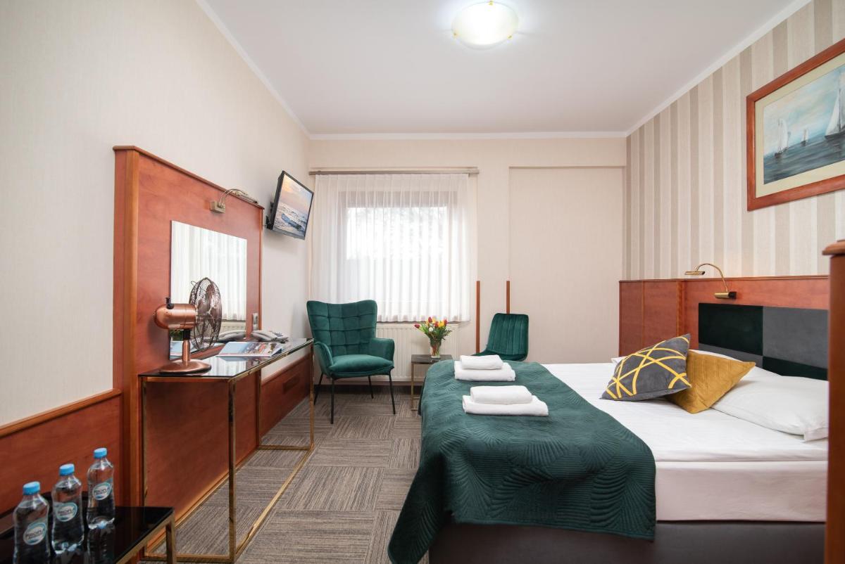 Standard Double Room photo 3