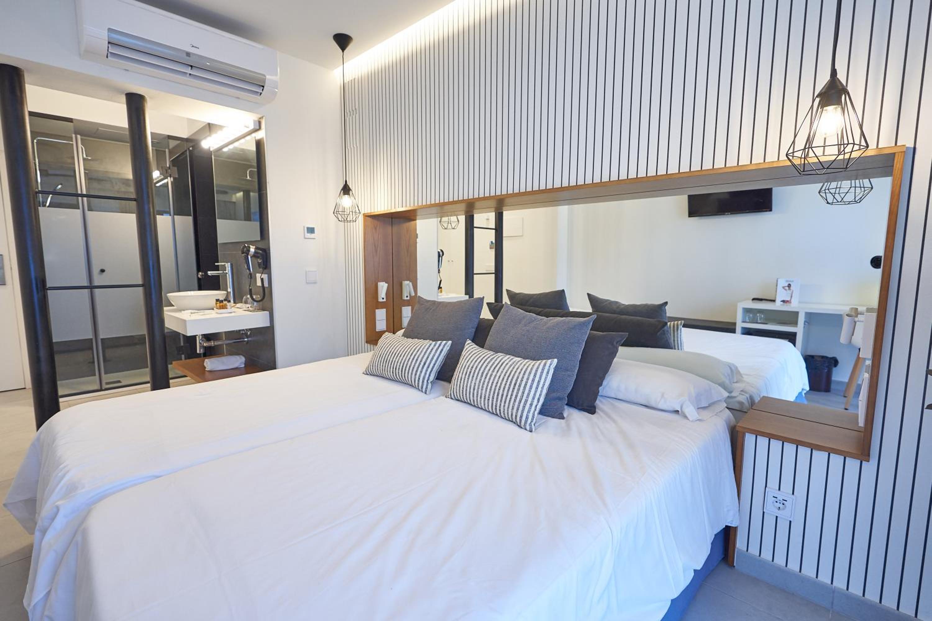 Superior Twin Room photo 2
