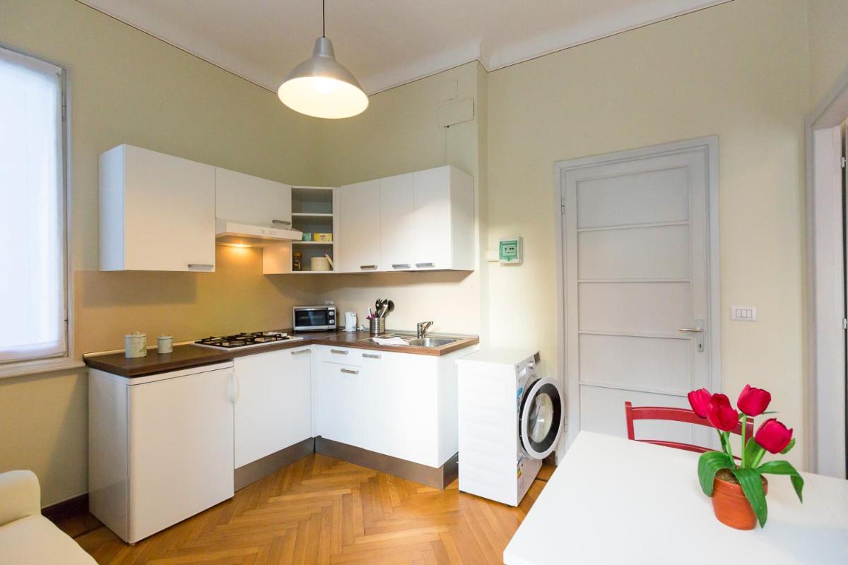 One-Bedroom Apartment with Terrace photo 2