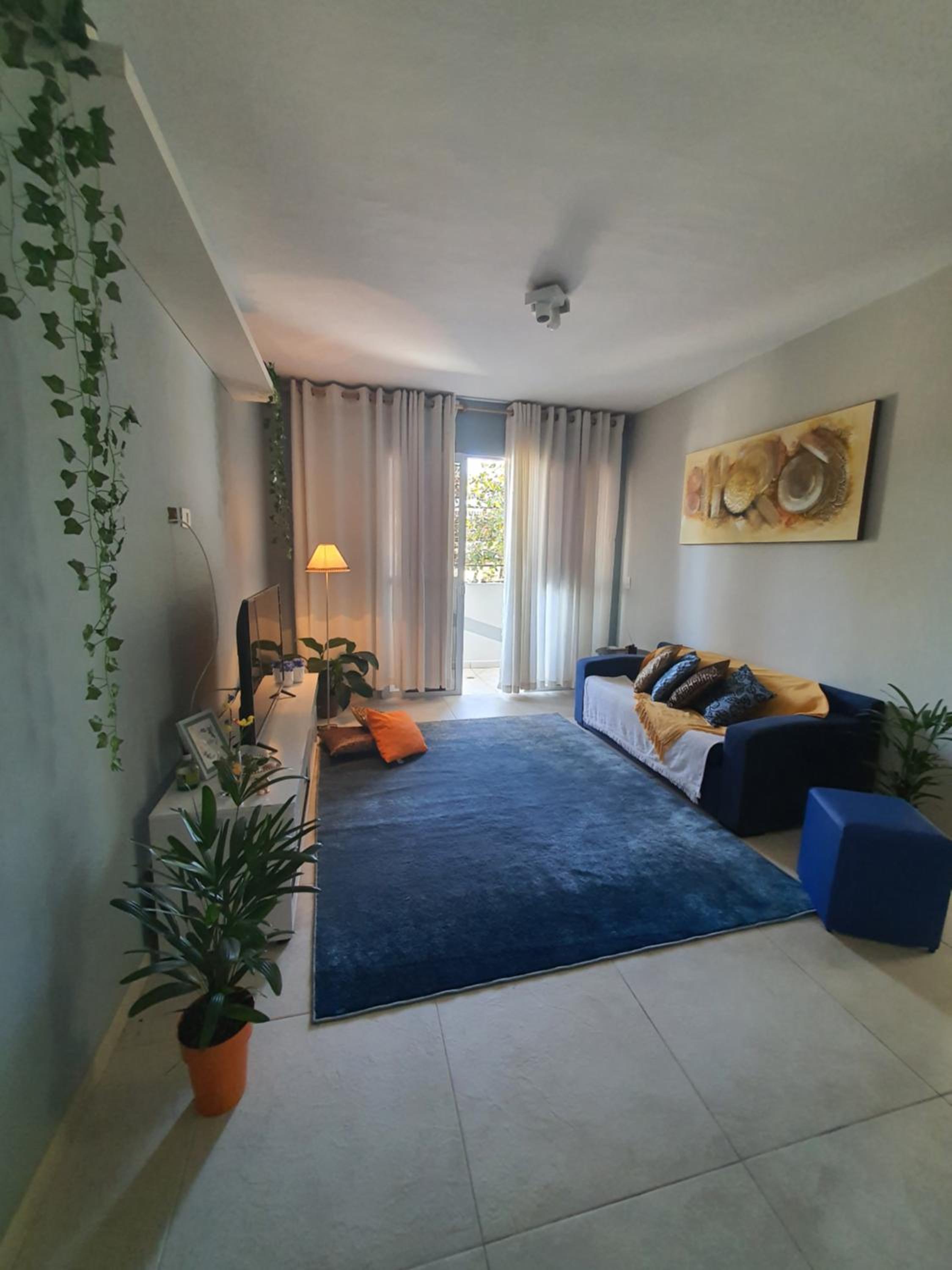 Apartment with Balcony - Photo 12