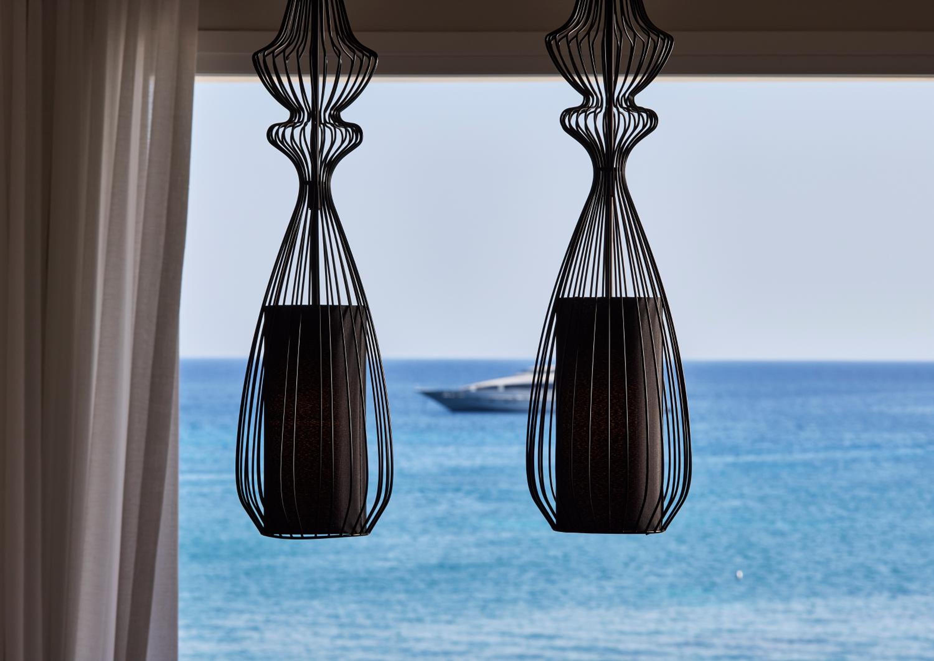 Signature Suite with Seaview & Hydro Massage - Photo 4